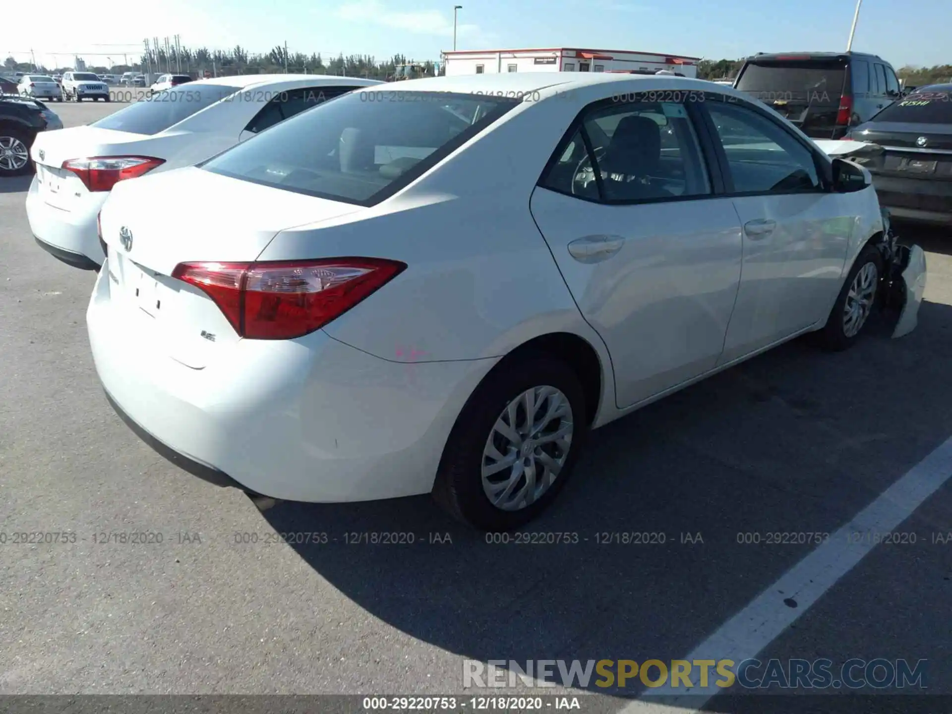 4 Photograph of a damaged car 5YFBURHE1KP914381 TOYOTA COROLLA 2019