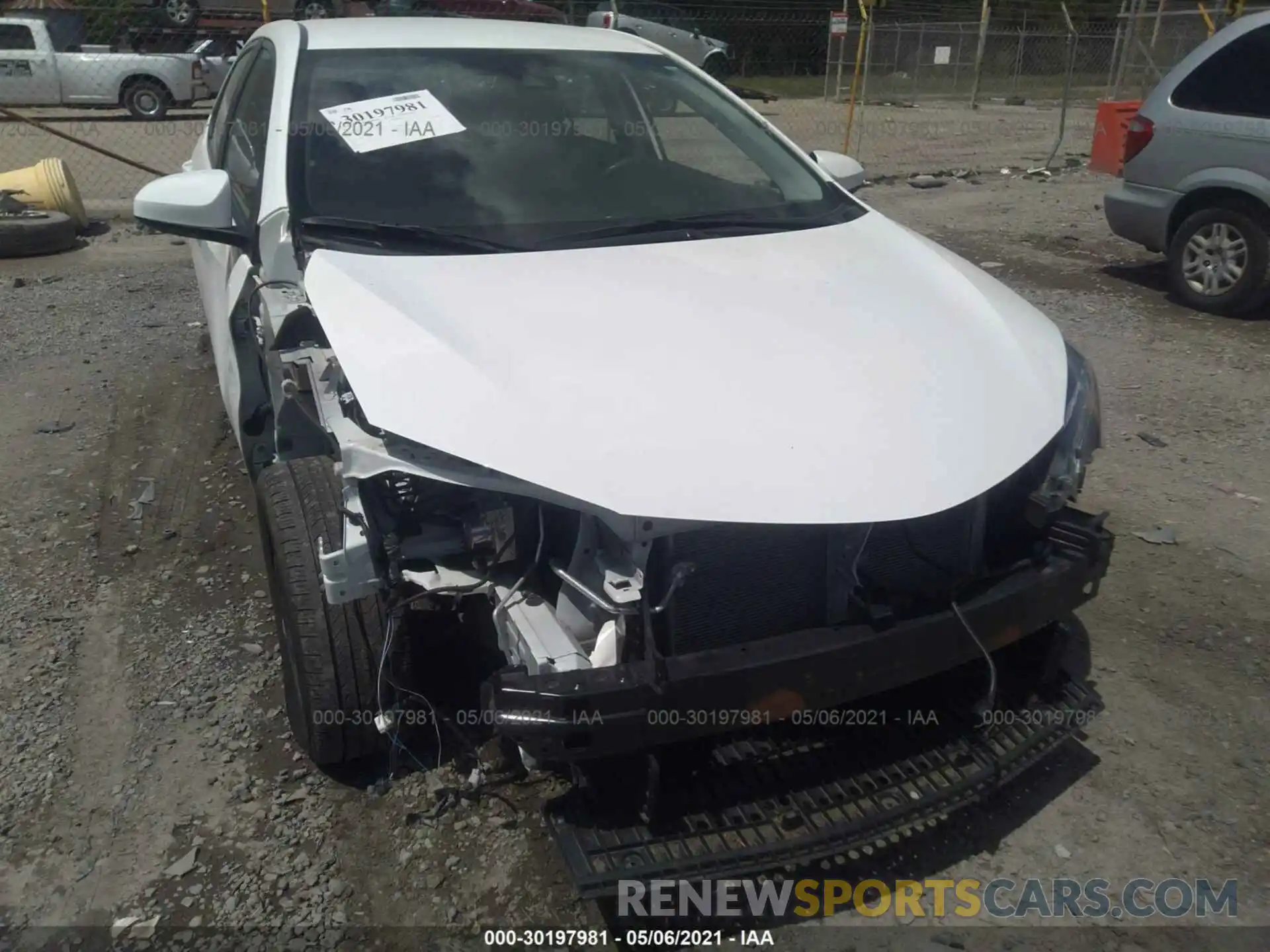 6 Photograph of a damaged car 5YFBURHE1KP914395 TOYOTA COROLLA 2019