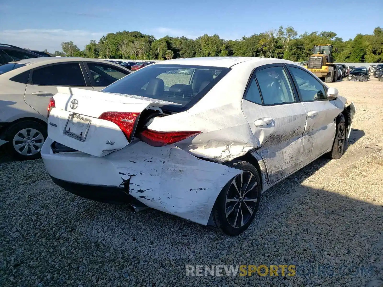 4 Photograph of a damaged car 5YFBURHE1KP914946 TOYOTA COROLLA 2019