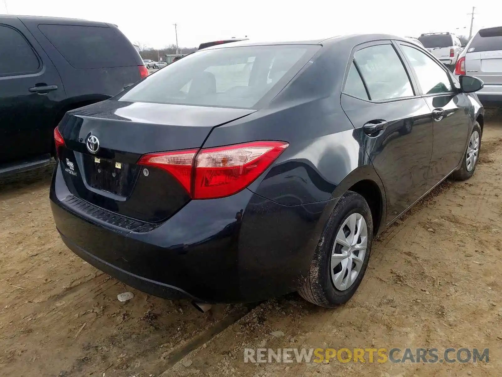 4 Photograph of a damaged car 5YFBURHE1KP915708 TOYOTA COROLLA 2019