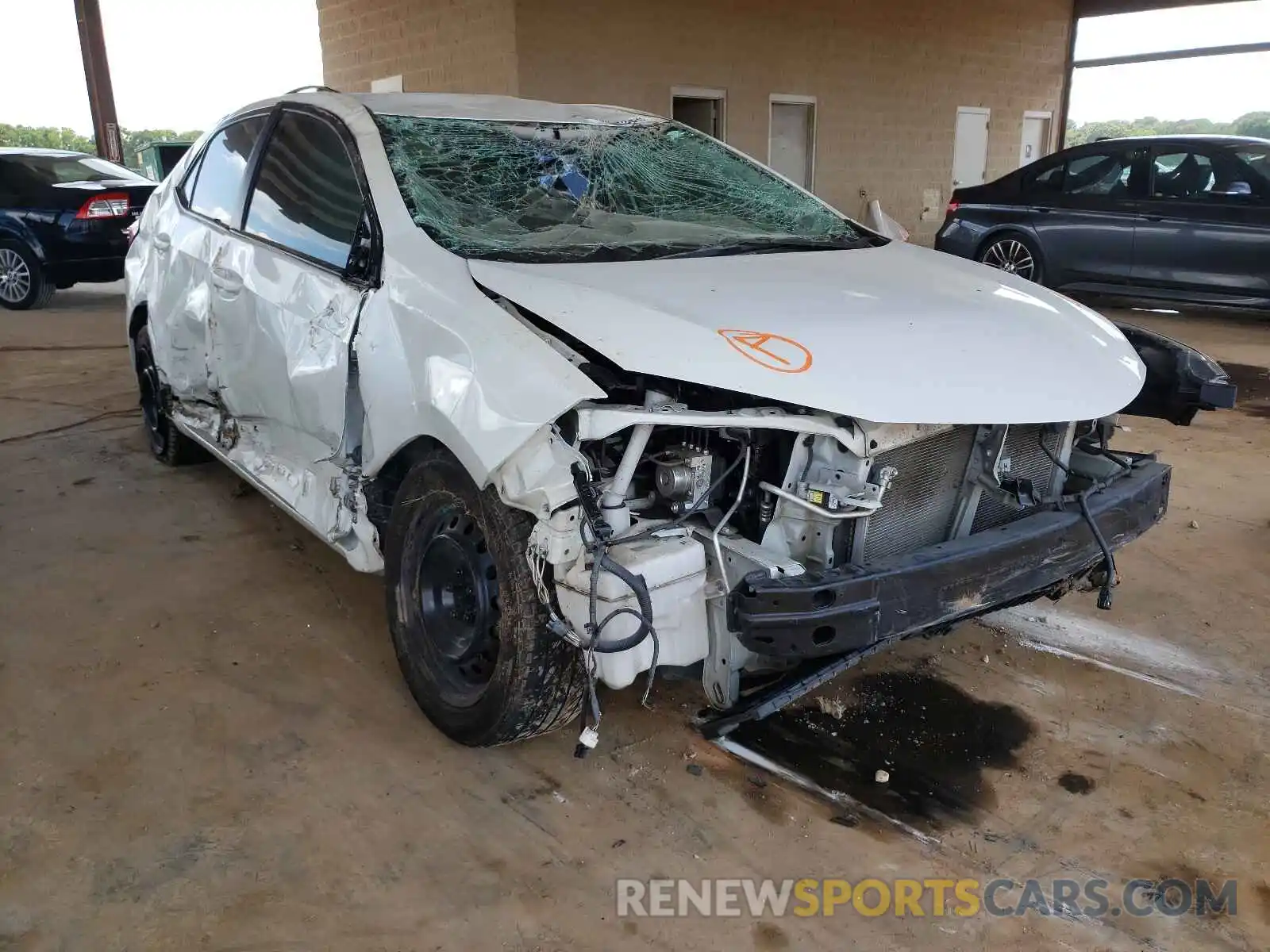 1 Photograph of a damaged car 5YFBURHE1KP916292 TOYOTA COROLLA 2019