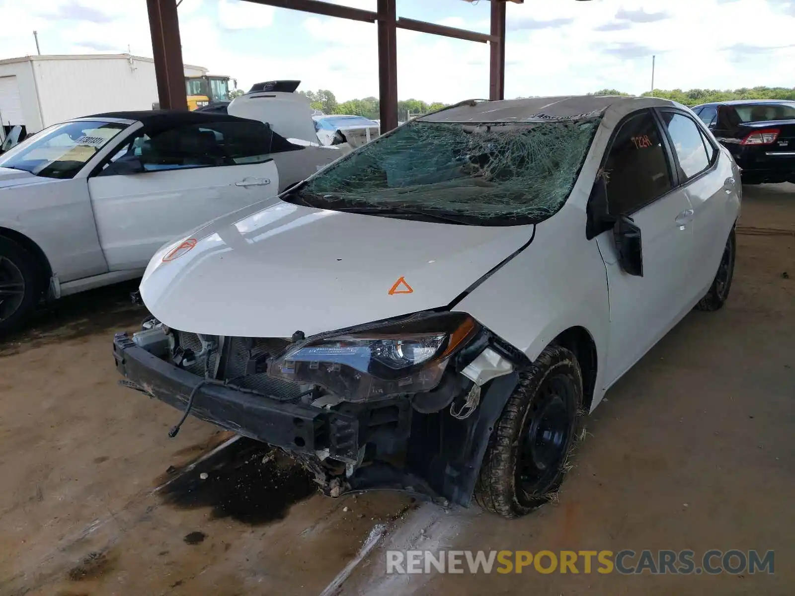 2 Photograph of a damaged car 5YFBURHE1KP916292 TOYOTA COROLLA 2019