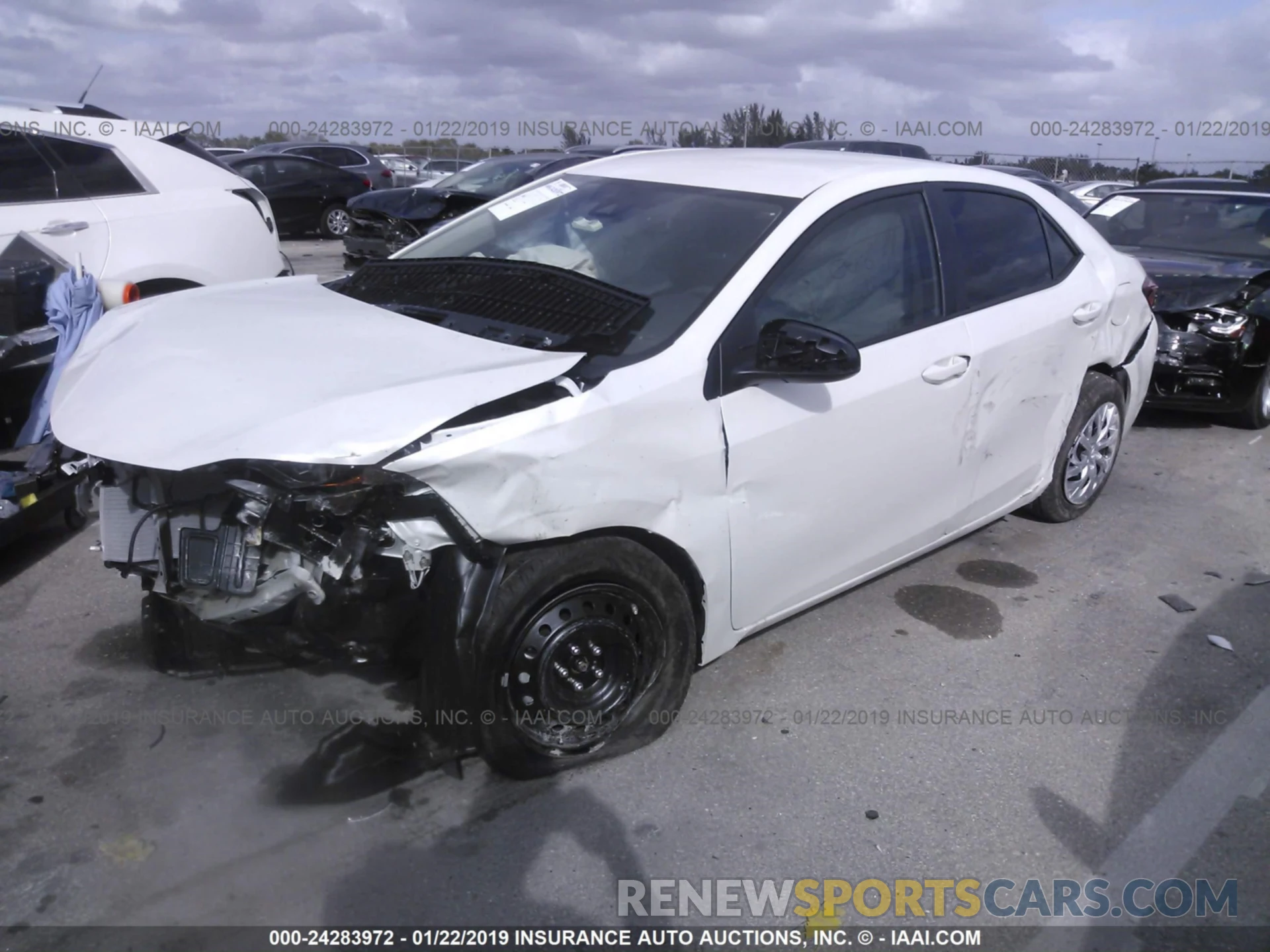 2 Photograph of a damaged car 5YFBURHE1KP916339 TOYOTA COROLLA 2019