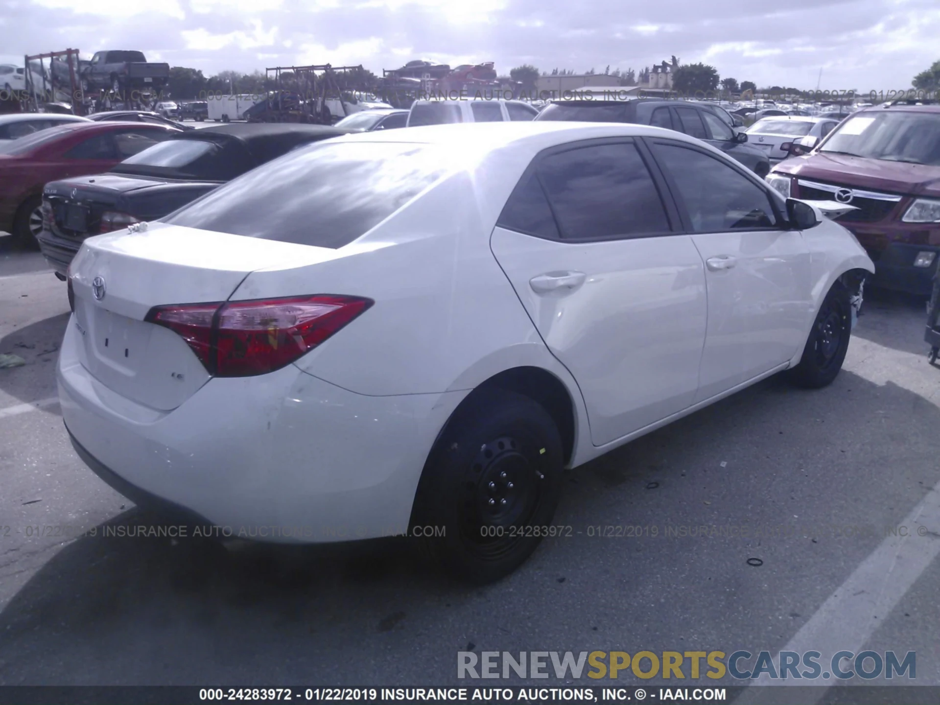 4 Photograph of a damaged car 5YFBURHE1KP916339 TOYOTA COROLLA 2019