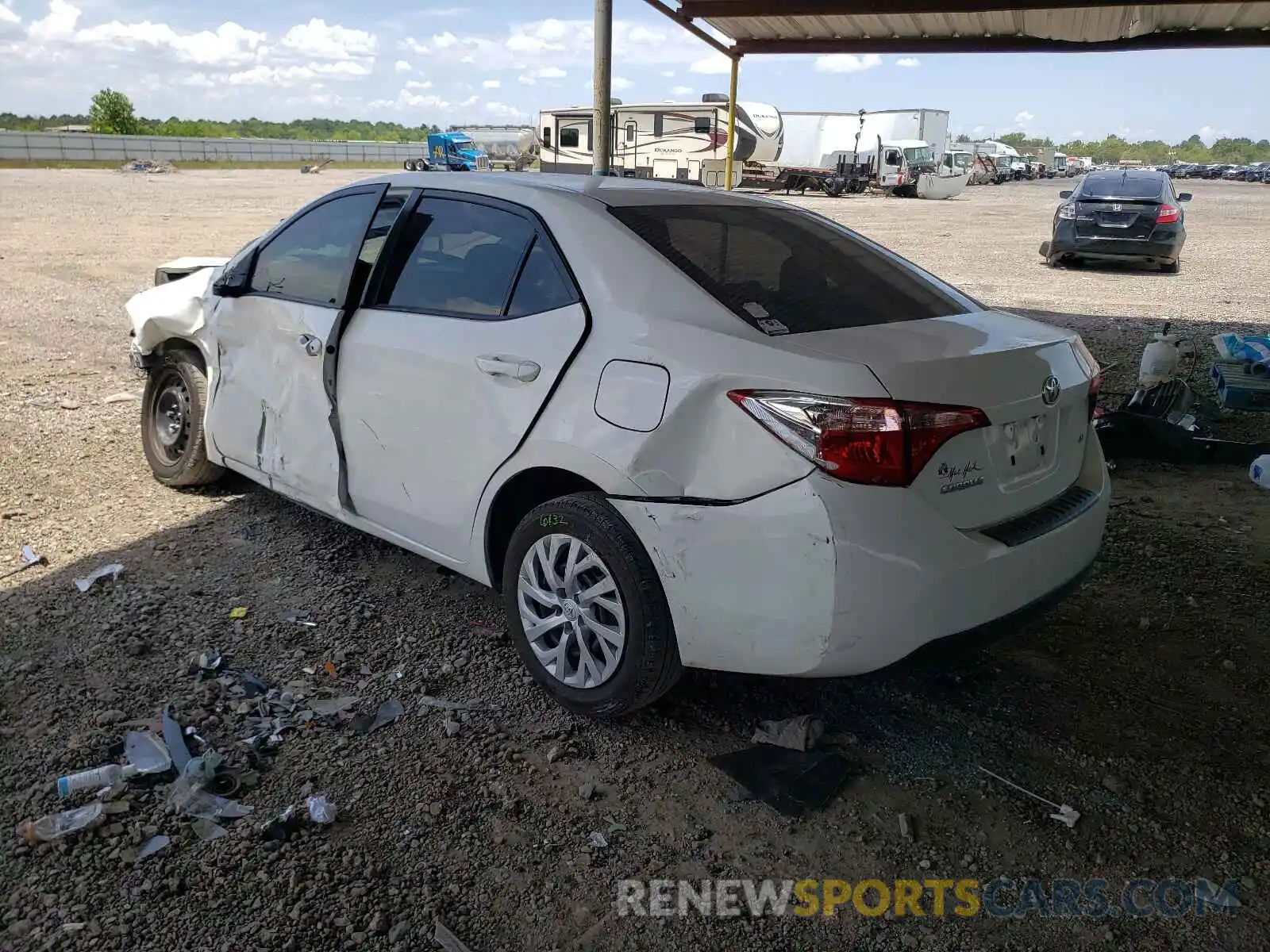 4 Photograph of a damaged car 5YFBURHE1KP917930 TOYOTA COROLLA 2019