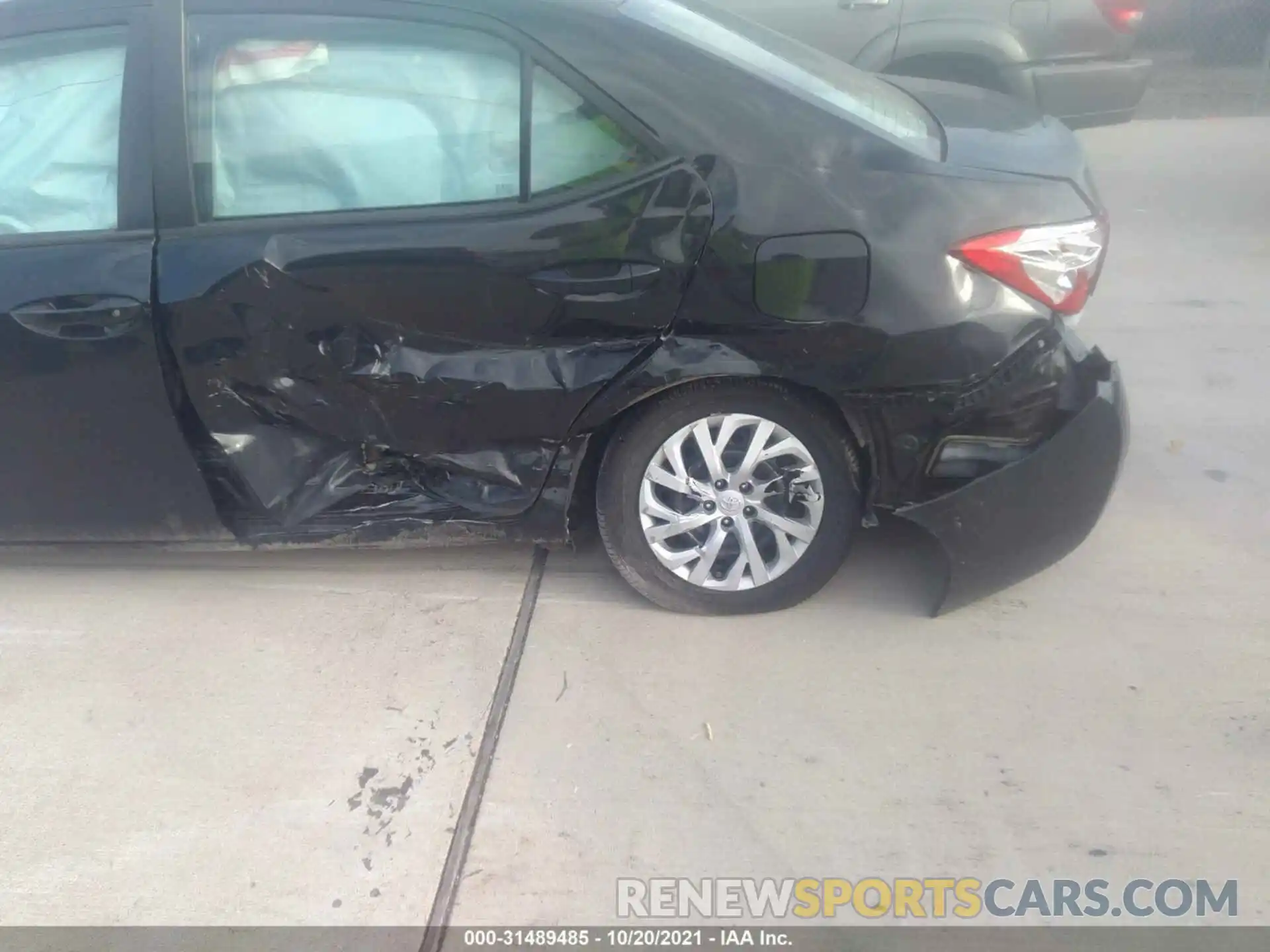 6 Photograph of a damaged car 5YFBURHE1KP918009 TOYOTA COROLLA 2019