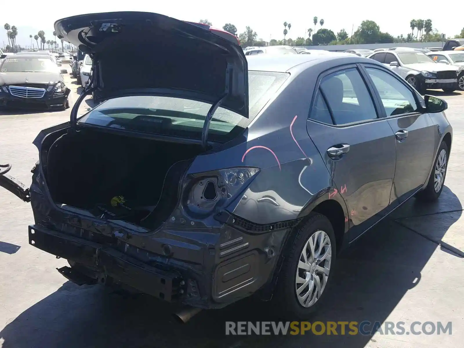 4 Photograph of a damaged car 5YFBURHE1KP918284 TOYOTA COROLLA 2019