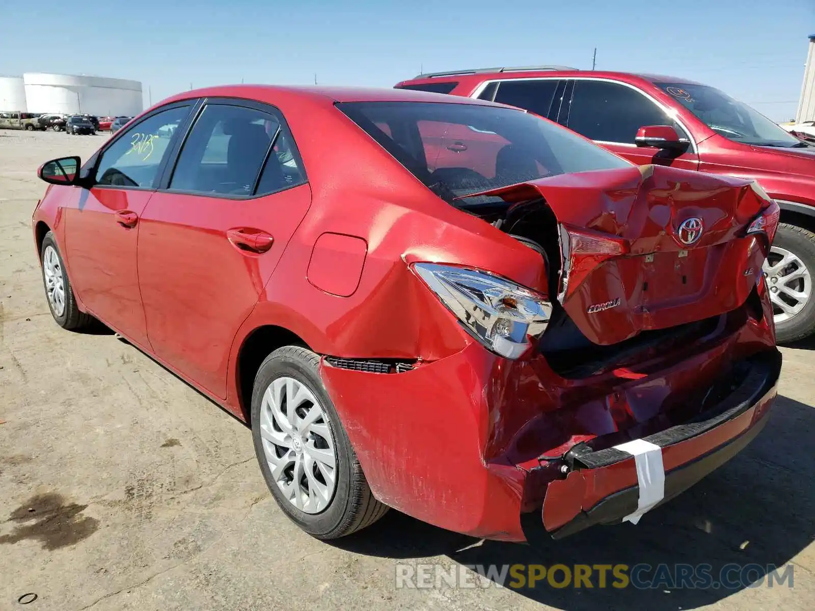 3 Photograph of a damaged car 5YFBURHE1KP918561 TOYOTA COROLLA 2019