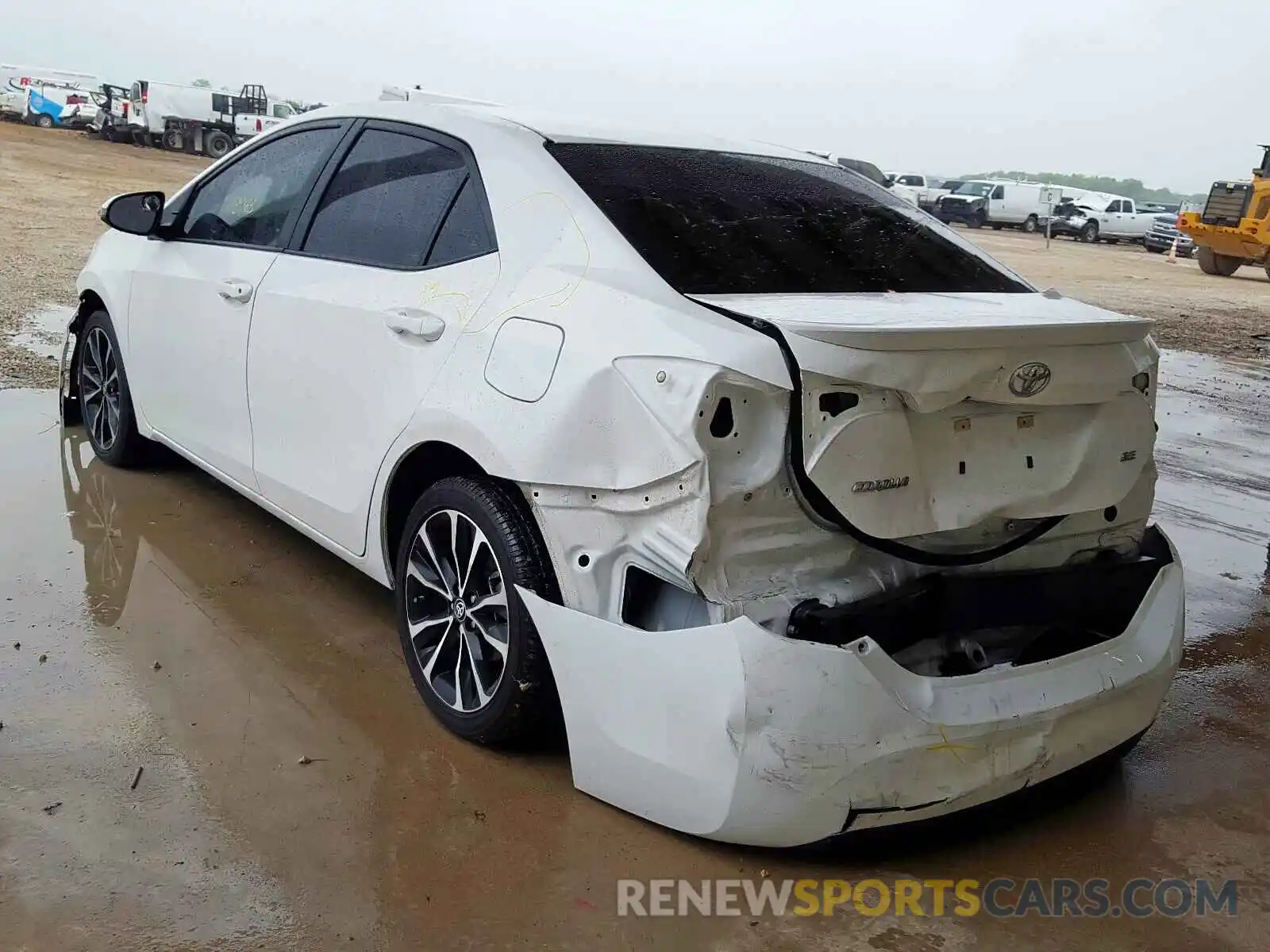 3 Photograph of a damaged car 5YFBURHE1KP919094 TOYOTA COROLLA 2019