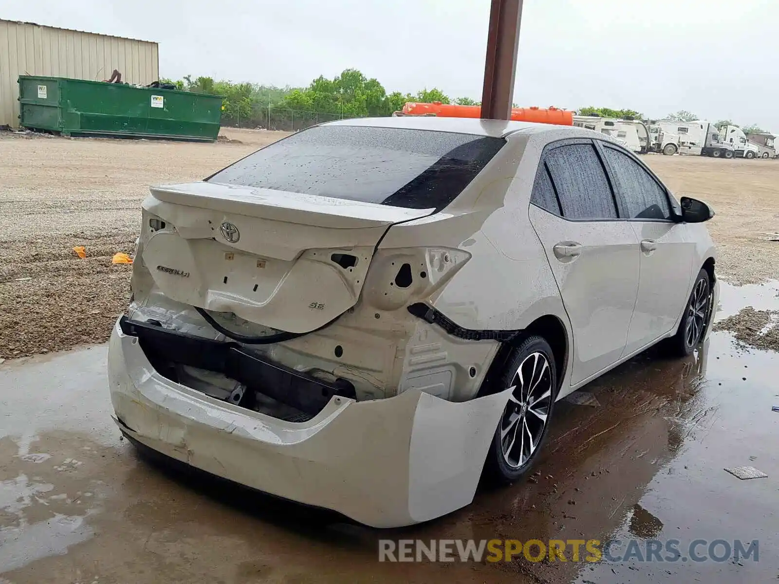 4 Photograph of a damaged car 5YFBURHE1KP919094 TOYOTA COROLLA 2019