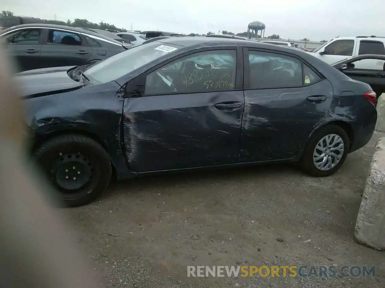 9 Photograph of a damaged car 5YFBURHE1KP919225 TOYOTA COROLLA 2019