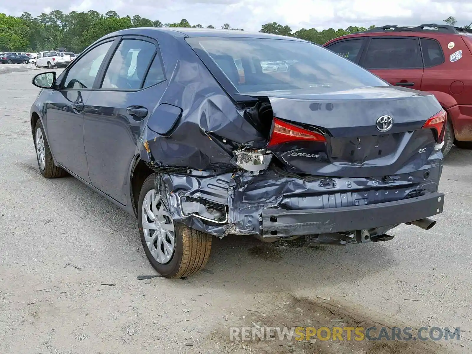 3 Photograph of a damaged car 5YFBURHE1KP919399 TOYOTA COROLLA 2019