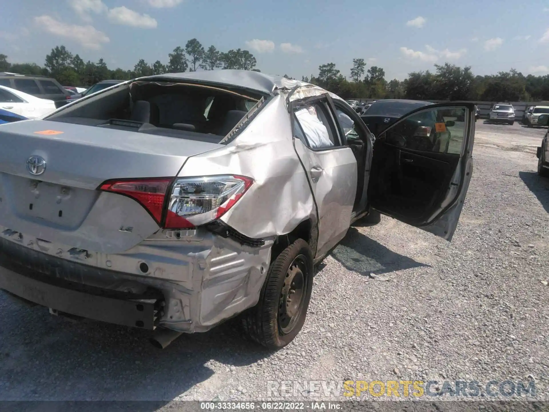 4 Photograph of a damaged car 5YFBURHE1KP919824 TOYOTA COROLLA 2019