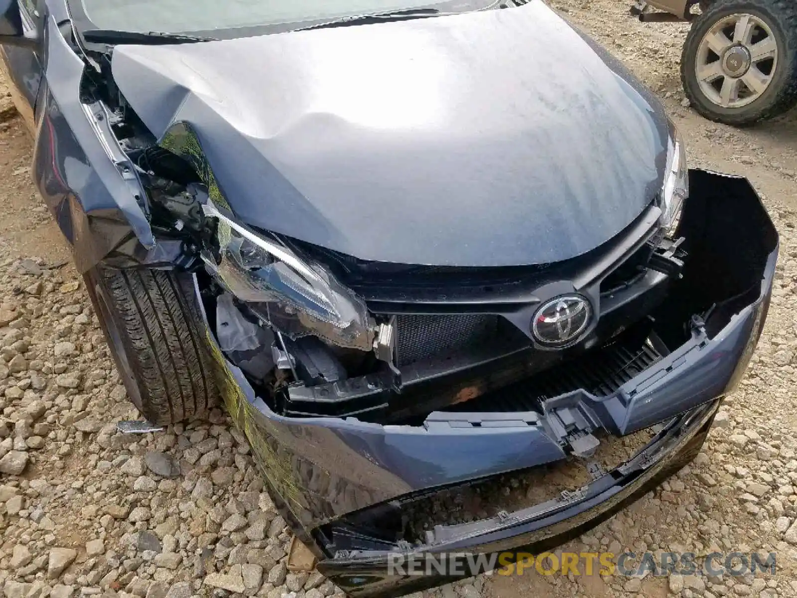 9 Photograph of a damaged car 5YFBURHE1KP920035 TOYOTA COROLLA 2019