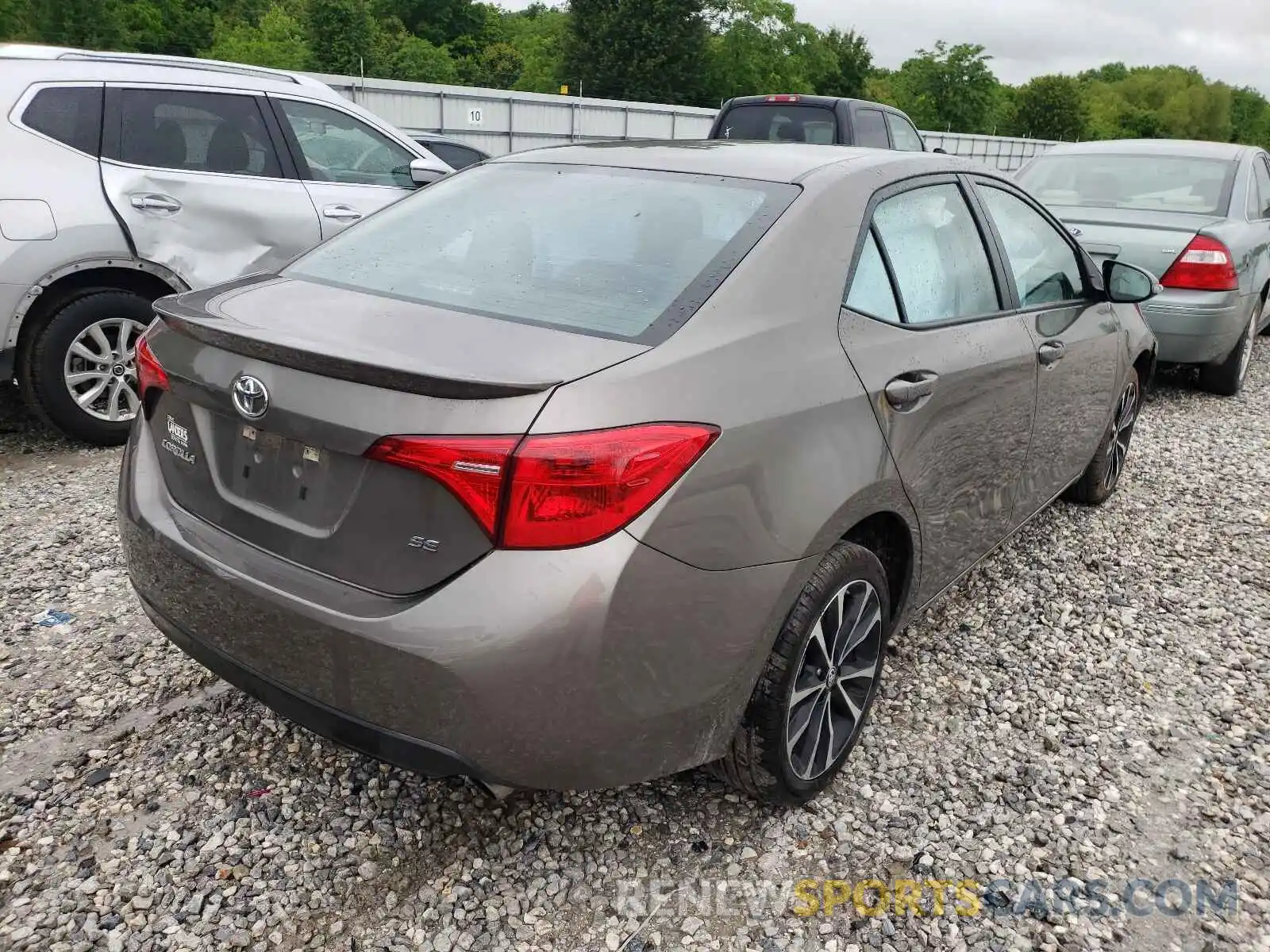 4 Photograph of a damaged car 5YFBURHE1KP920066 TOYOTA COROLLA 2019