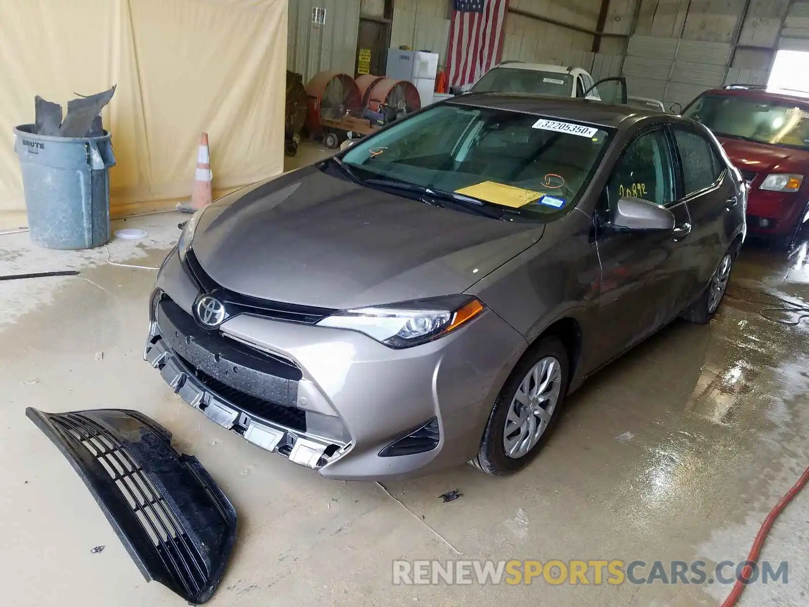 2 Photograph of a damaged car 5YFBURHE1KP920617 TOYOTA COROLLA 2019