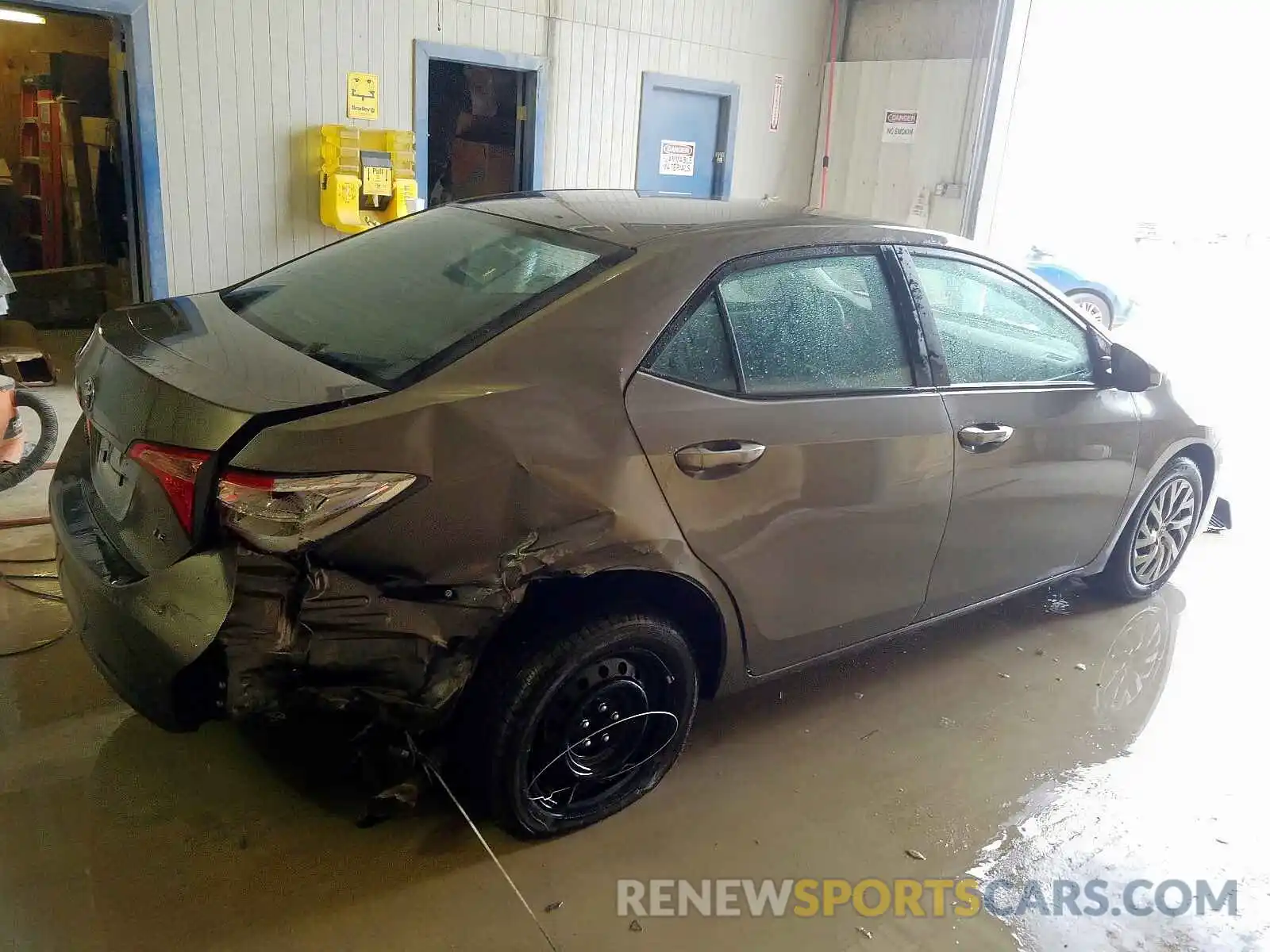 4 Photograph of a damaged car 5YFBURHE1KP920617 TOYOTA COROLLA 2019