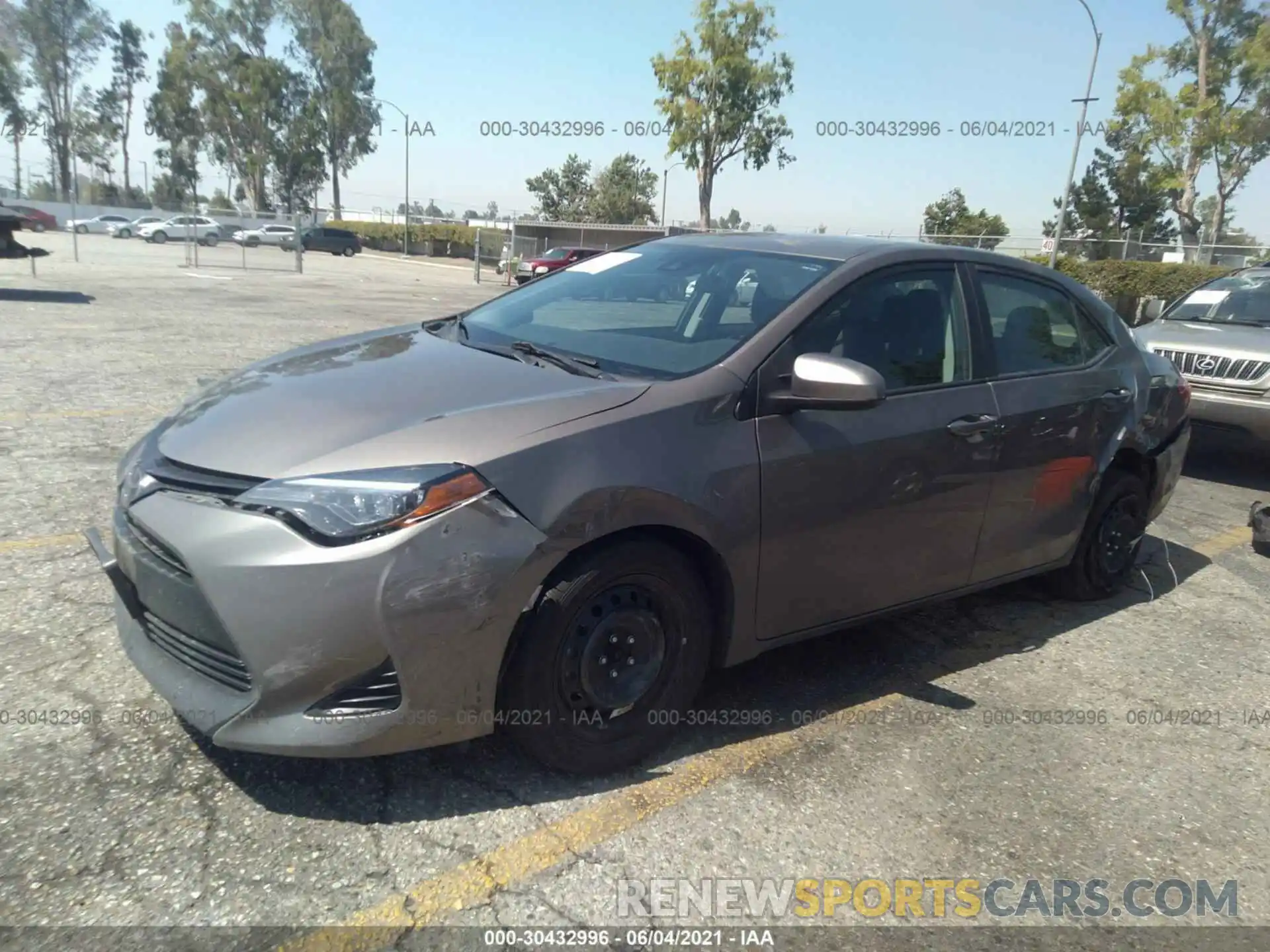 2 Photograph of a damaged car 5YFBURHE1KP920889 TOYOTA COROLLA 2019