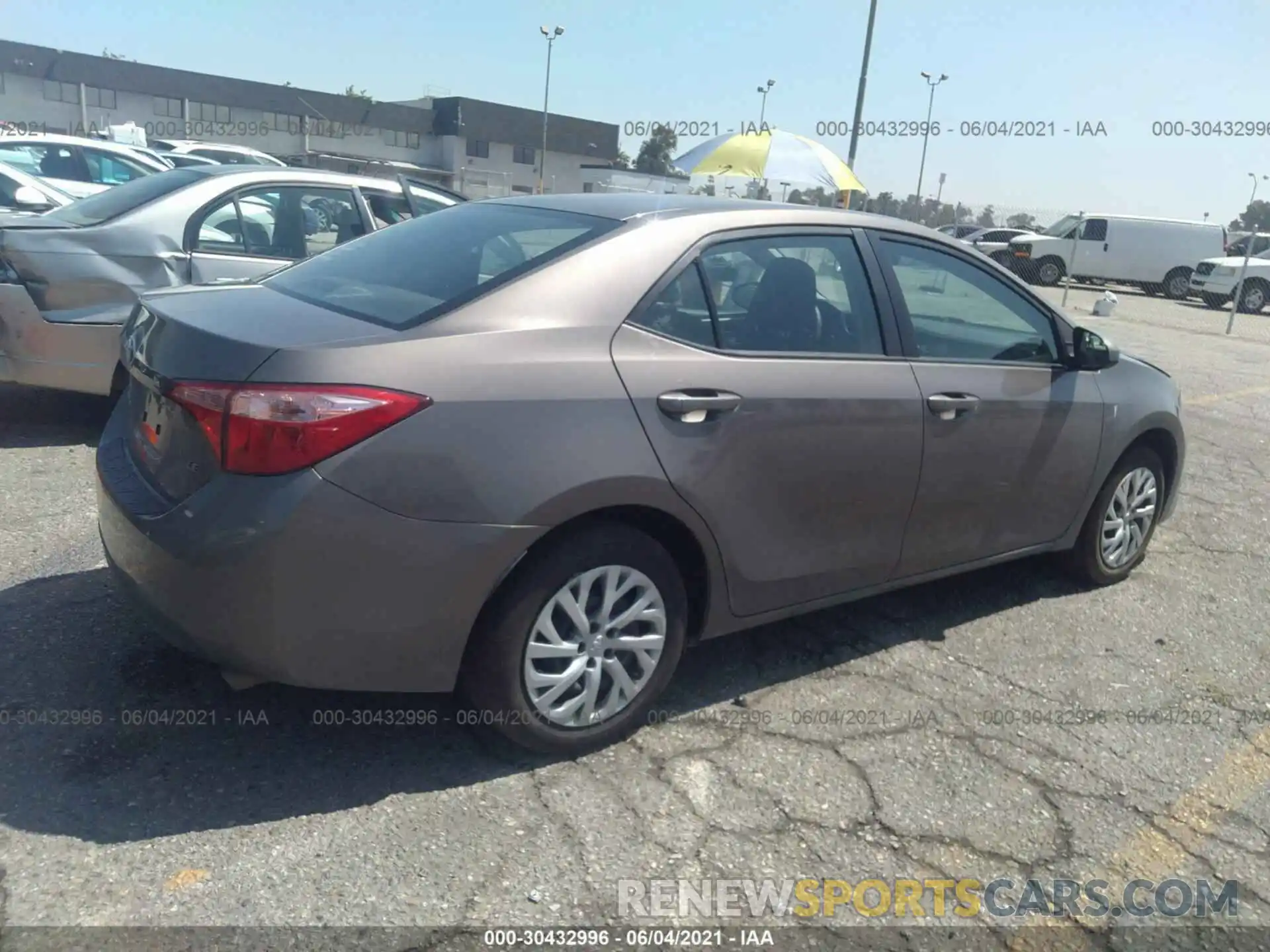 4 Photograph of a damaged car 5YFBURHE1KP920889 TOYOTA COROLLA 2019