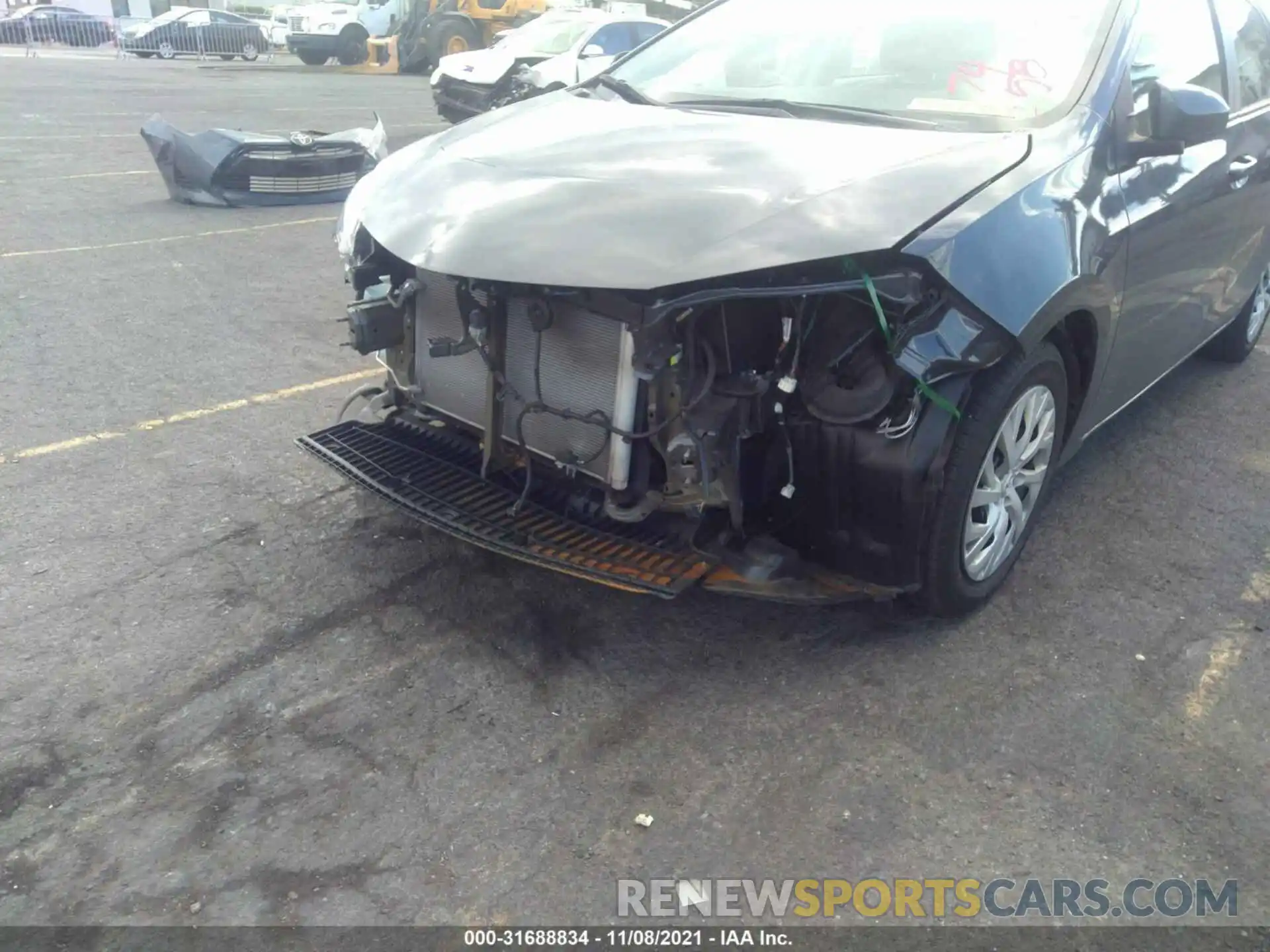 6 Photograph of a damaged car 5YFBURHE1KP921041 TOYOTA COROLLA 2019