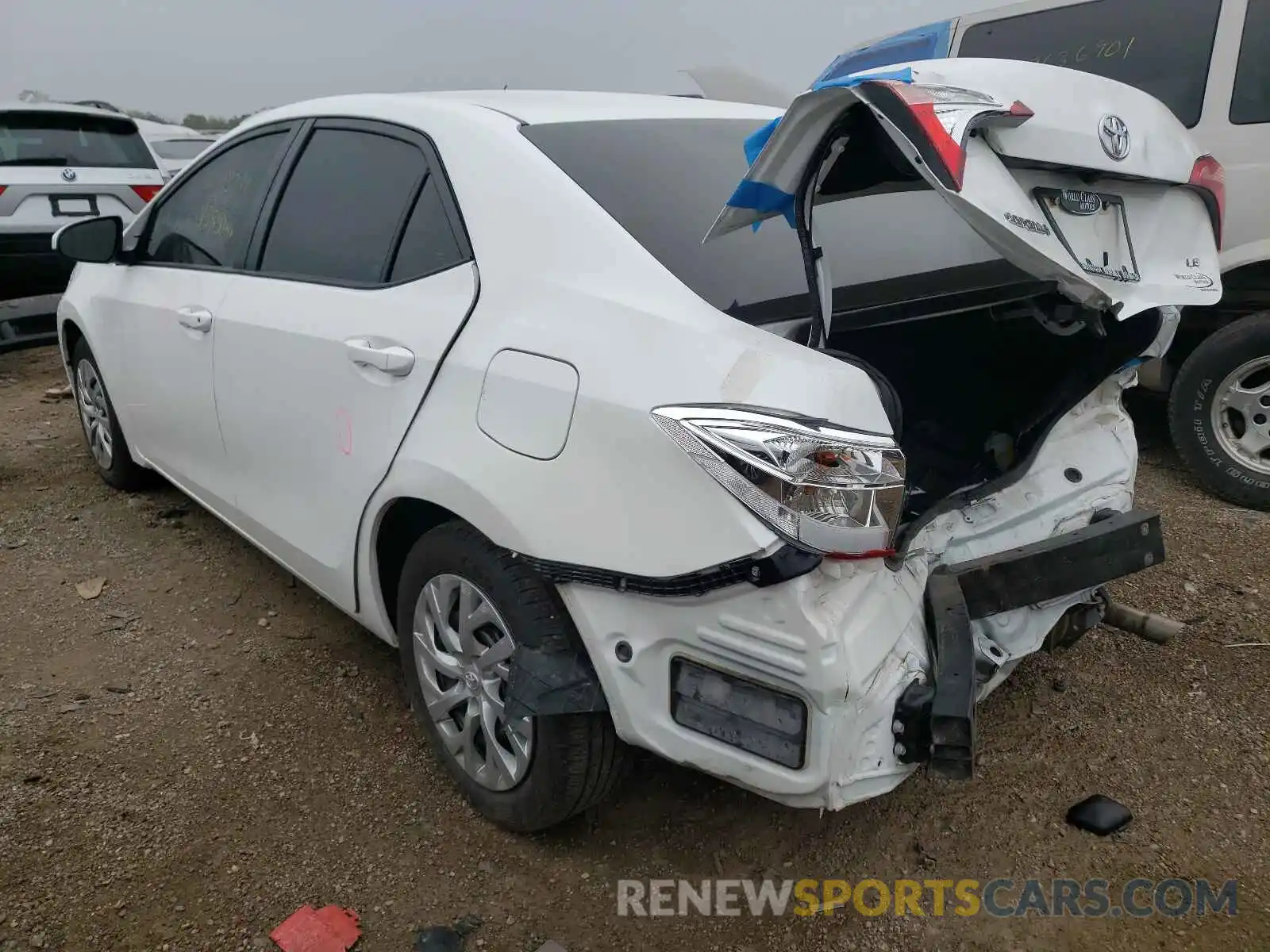 3 Photograph of a damaged car 5YFBURHE1KP921573 TOYOTA COROLLA 2019