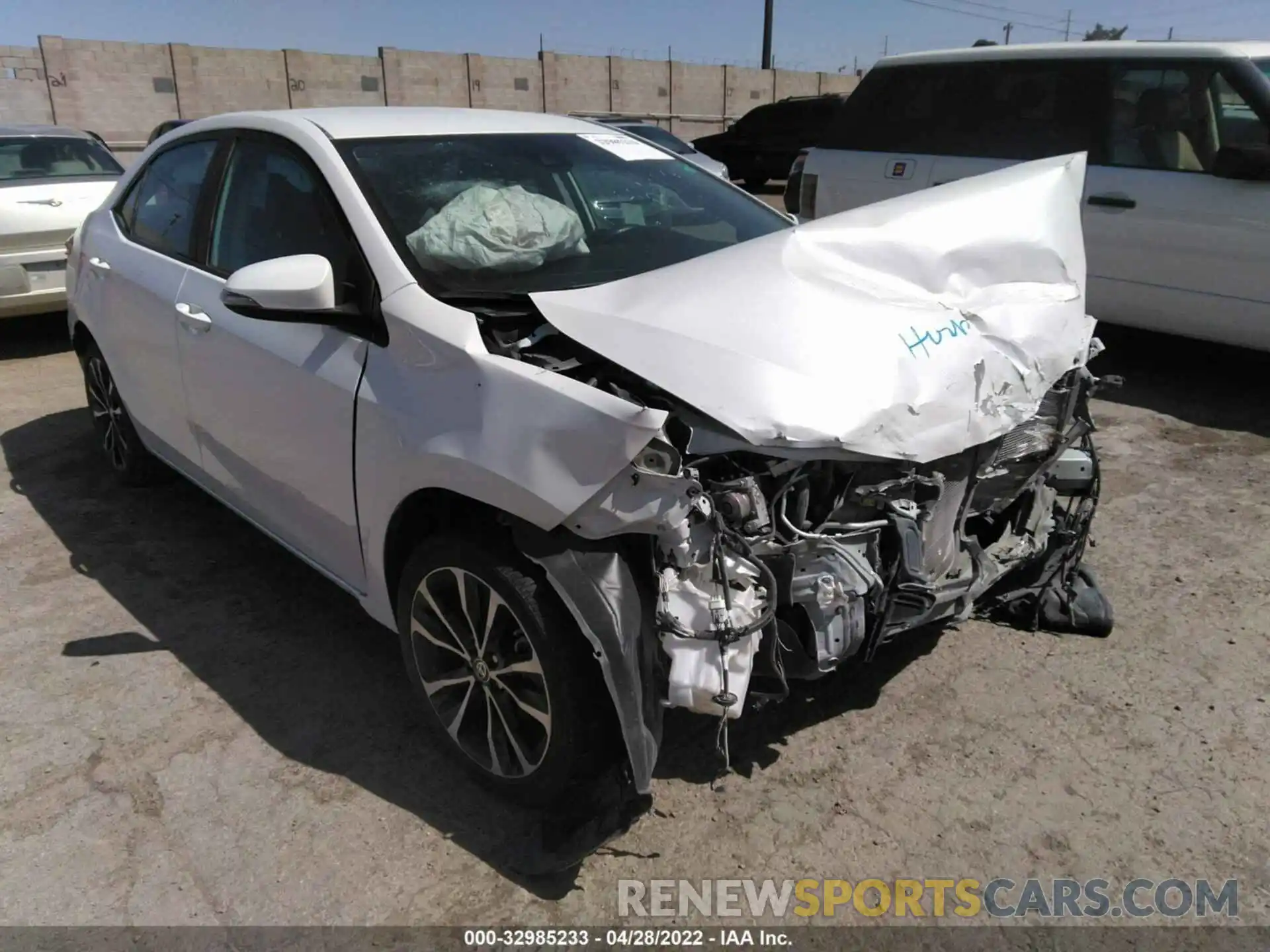 1 Photograph of a damaged car 5YFBURHE1KP922027 TOYOTA COROLLA 2019