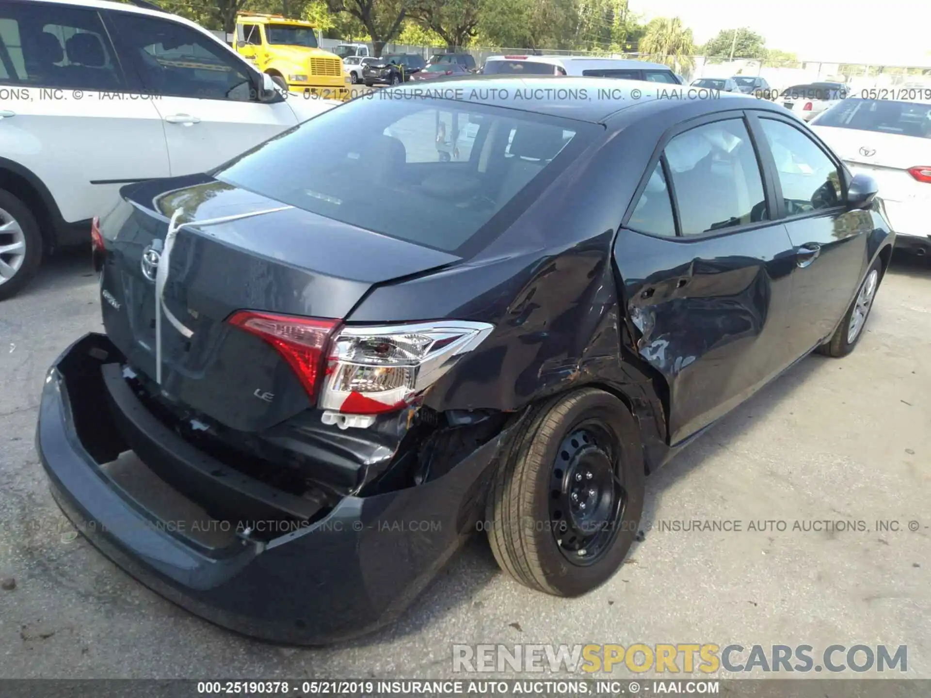 6 Photograph of a damaged car 5YFBURHE1KP922318 TOYOTA COROLLA 2019