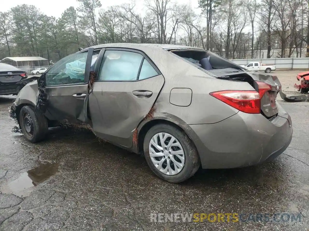 2 Photograph of a damaged car 5YFBURHE1KP922321 TOYOTA COROLLA 2019