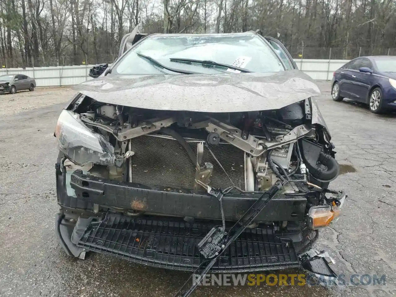 5 Photograph of a damaged car 5YFBURHE1KP922321 TOYOTA COROLLA 2019