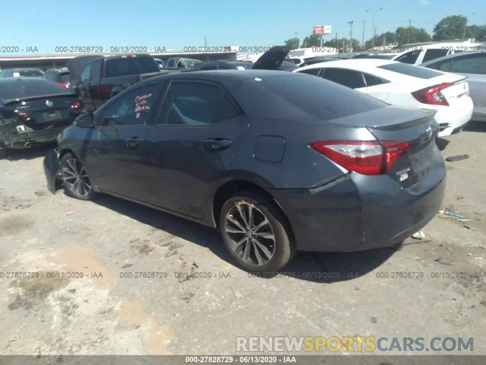 3 Photograph of a damaged car 5YFBURHE1KP922853 TOYOTA COROLLA 2019