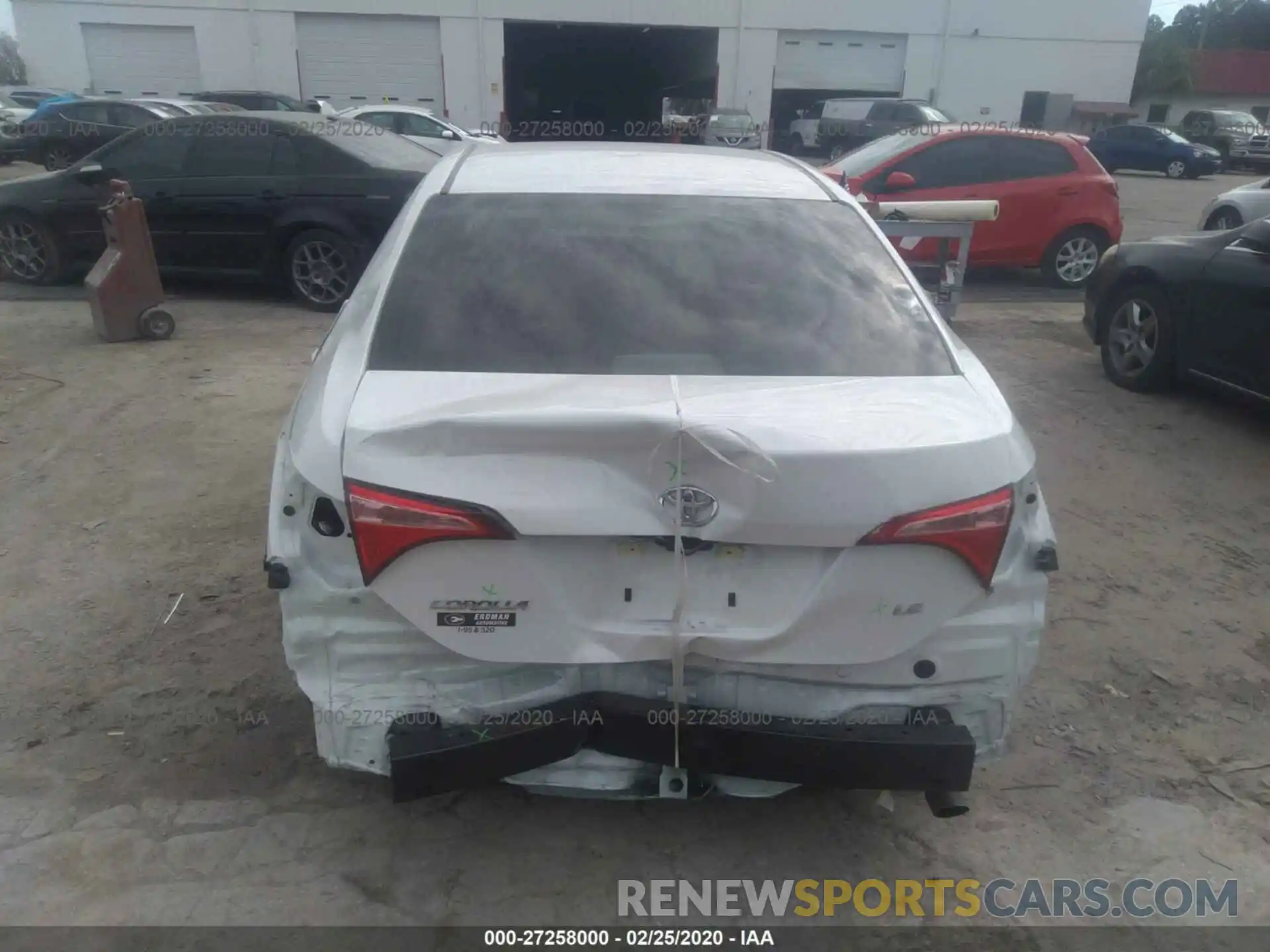 6 Photograph of a damaged car 5YFBURHE1KP923470 TOYOTA COROLLA 2019