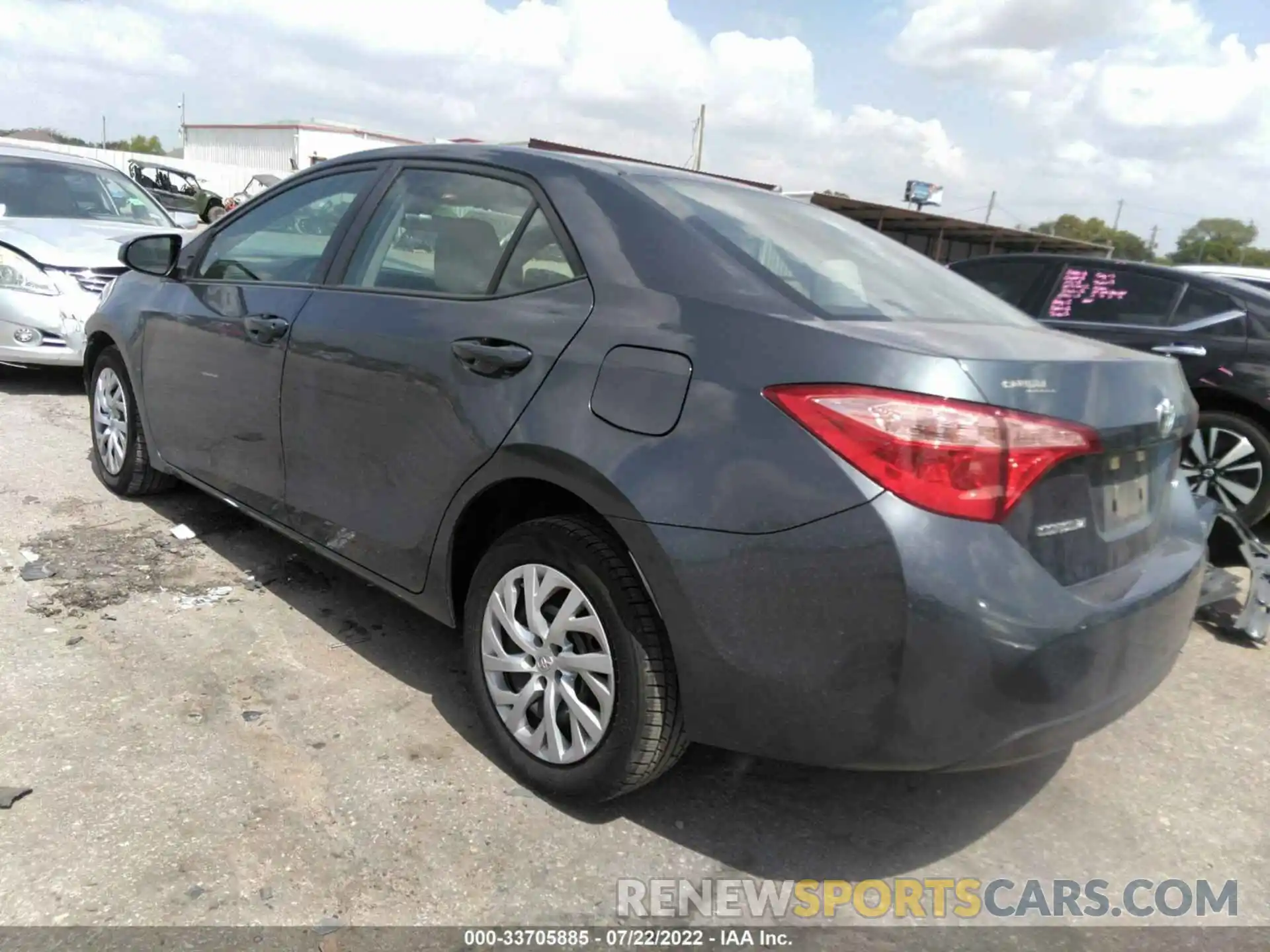 3 Photograph of a damaged car 5YFBURHE1KP923730 TOYOTA COROLLA 2019