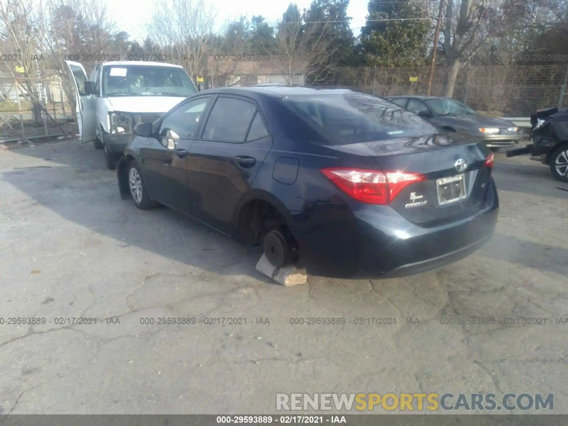 3 Photograph of a damaged car 5YFBURHE1KP924196 TOYOTA COROLLA 2019