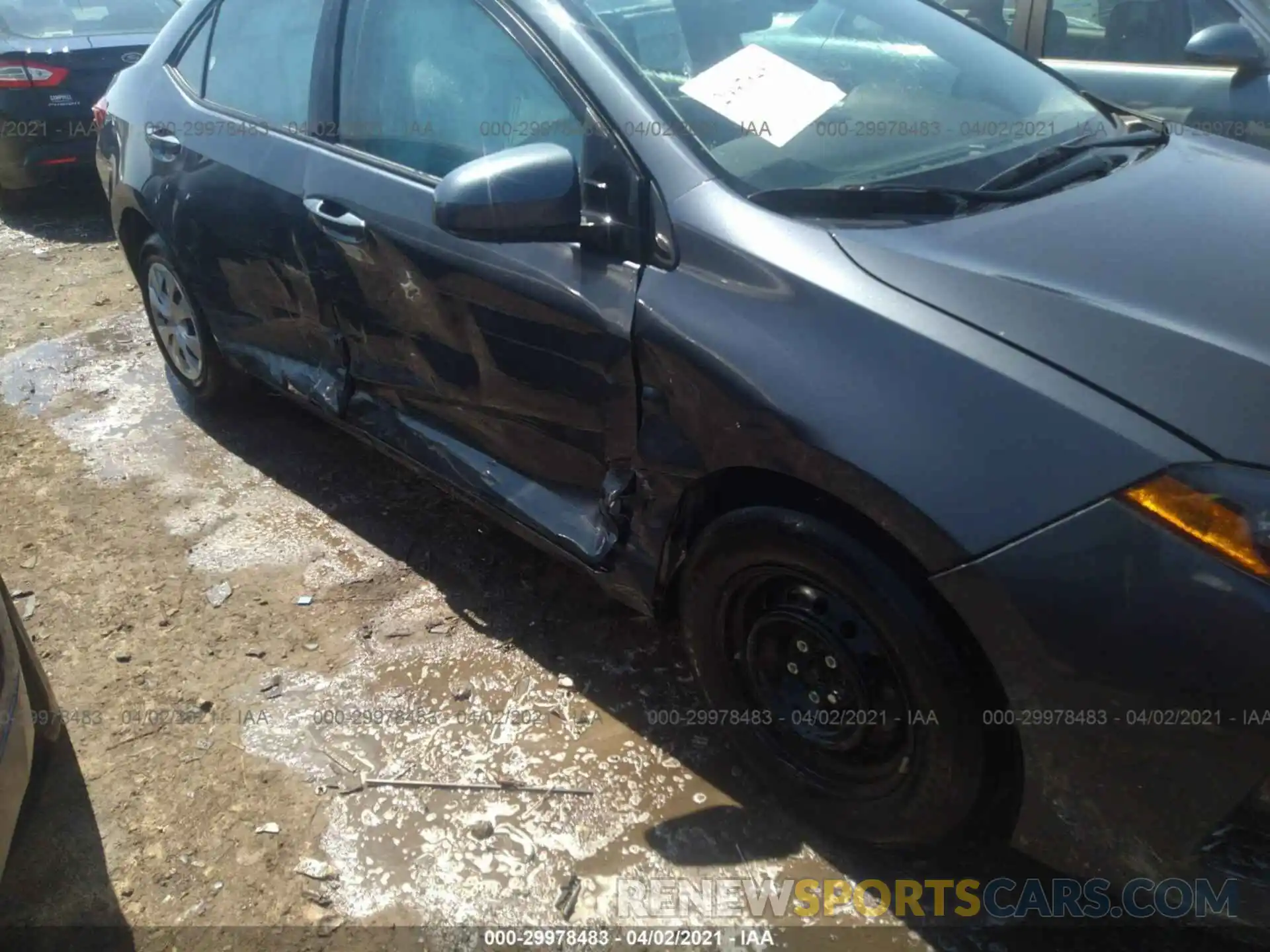 6 Photograph of a damaged car 5YFBURHE1KP924330 TOYOTA COROLLA 2019