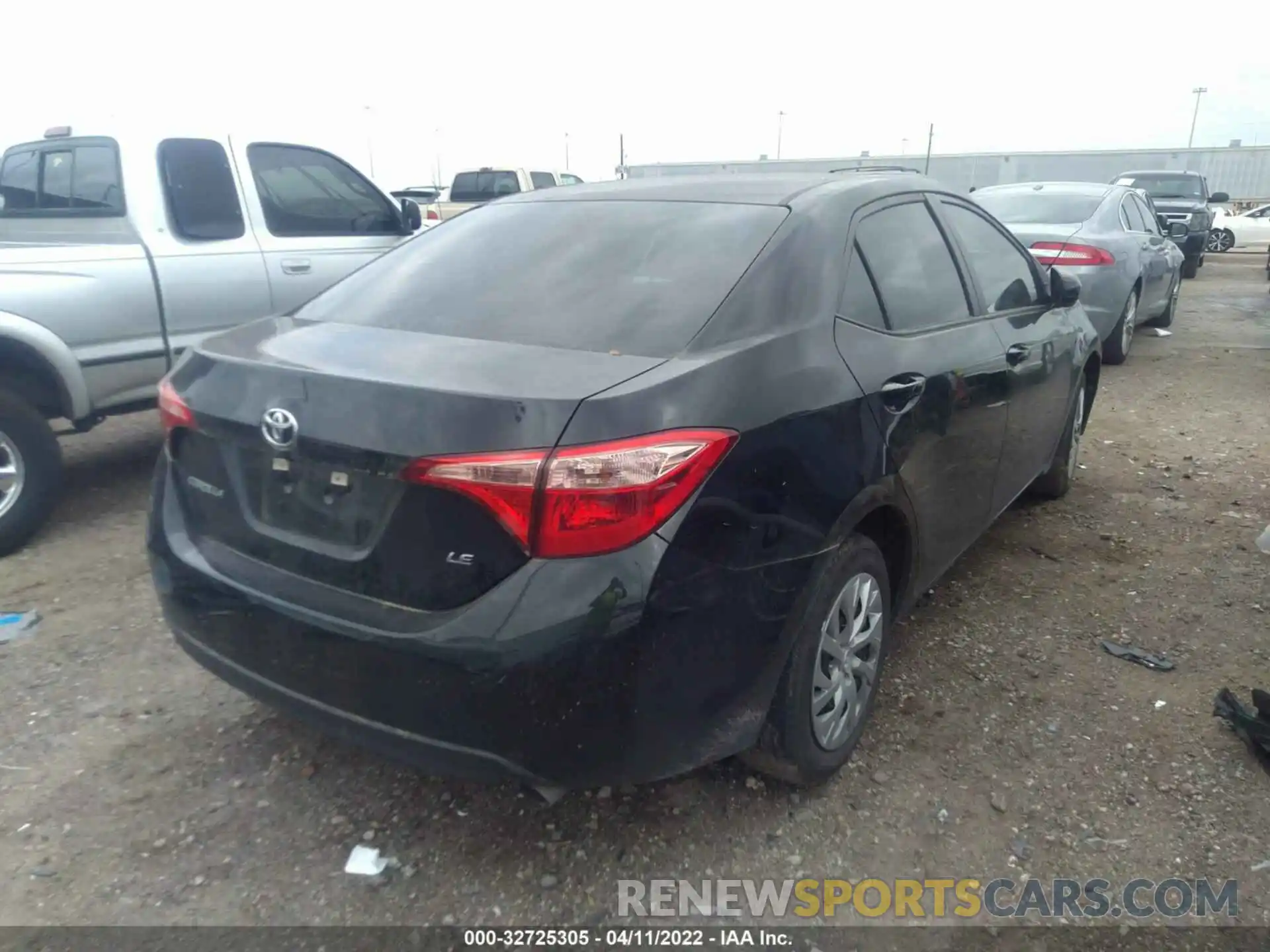 4 Photograph of a damaged car 5YFBURHE1KP924490 TOYOTA COROLLA 2019