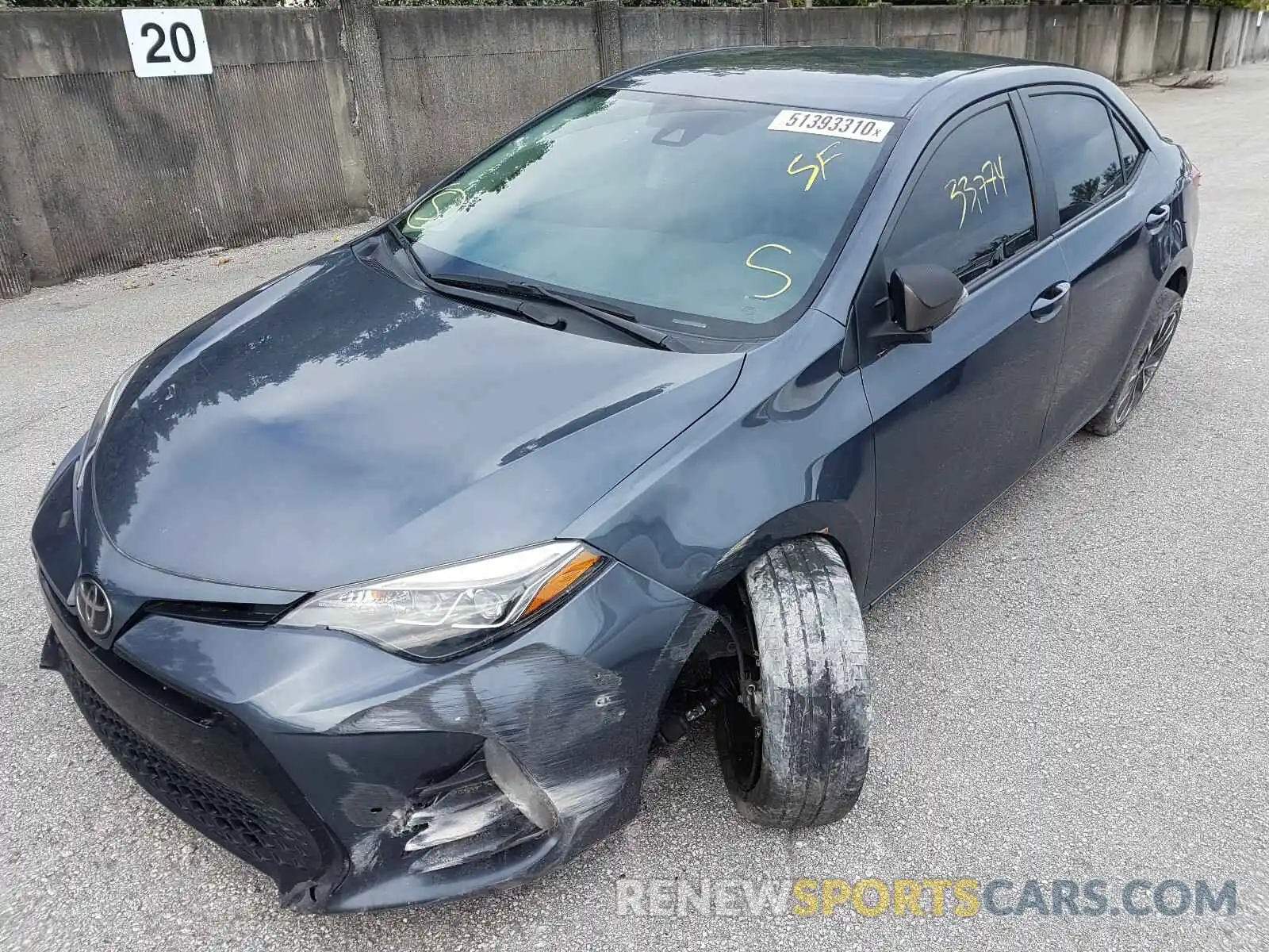 2 Photograph of a damaged car 5YFBURHE1KP924831 TOYOTA COROLLA 2019