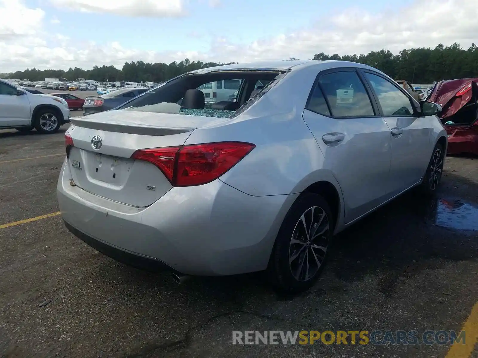 4 Photograph of a damaged car 5YFBURHE1KP926370 TOYOTA COROLLA 2019