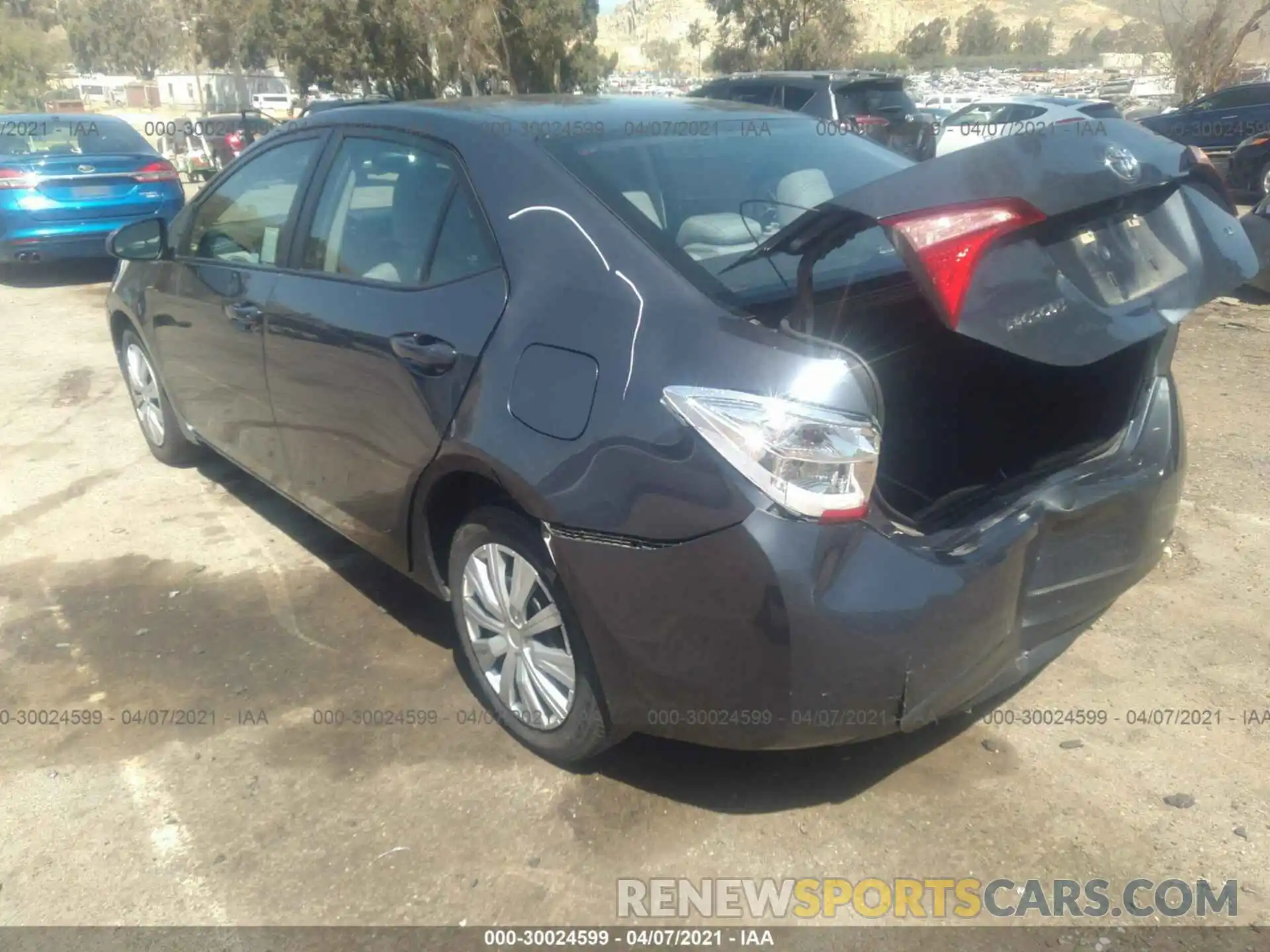 3 Photograph of a damaged car 5YFBURHE1KP926529 TOYOTA COROLLA 2019