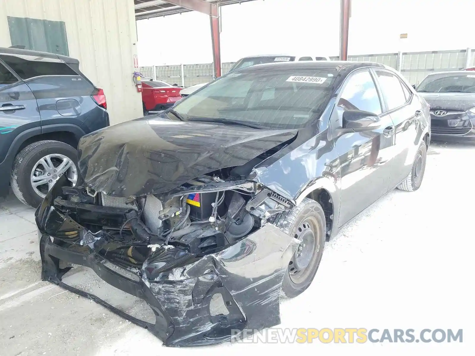 2 Photograph of a damaged car 5YFBURHE1KP926577 TOYOTA COROLLA 2019