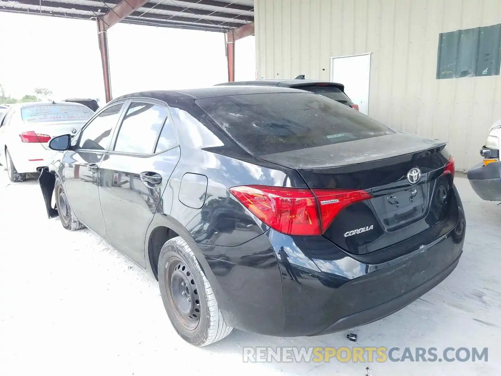 3 Photograph of a damaged car 5YFBURHE1KP926577 TOYOTA COROLLA 2019