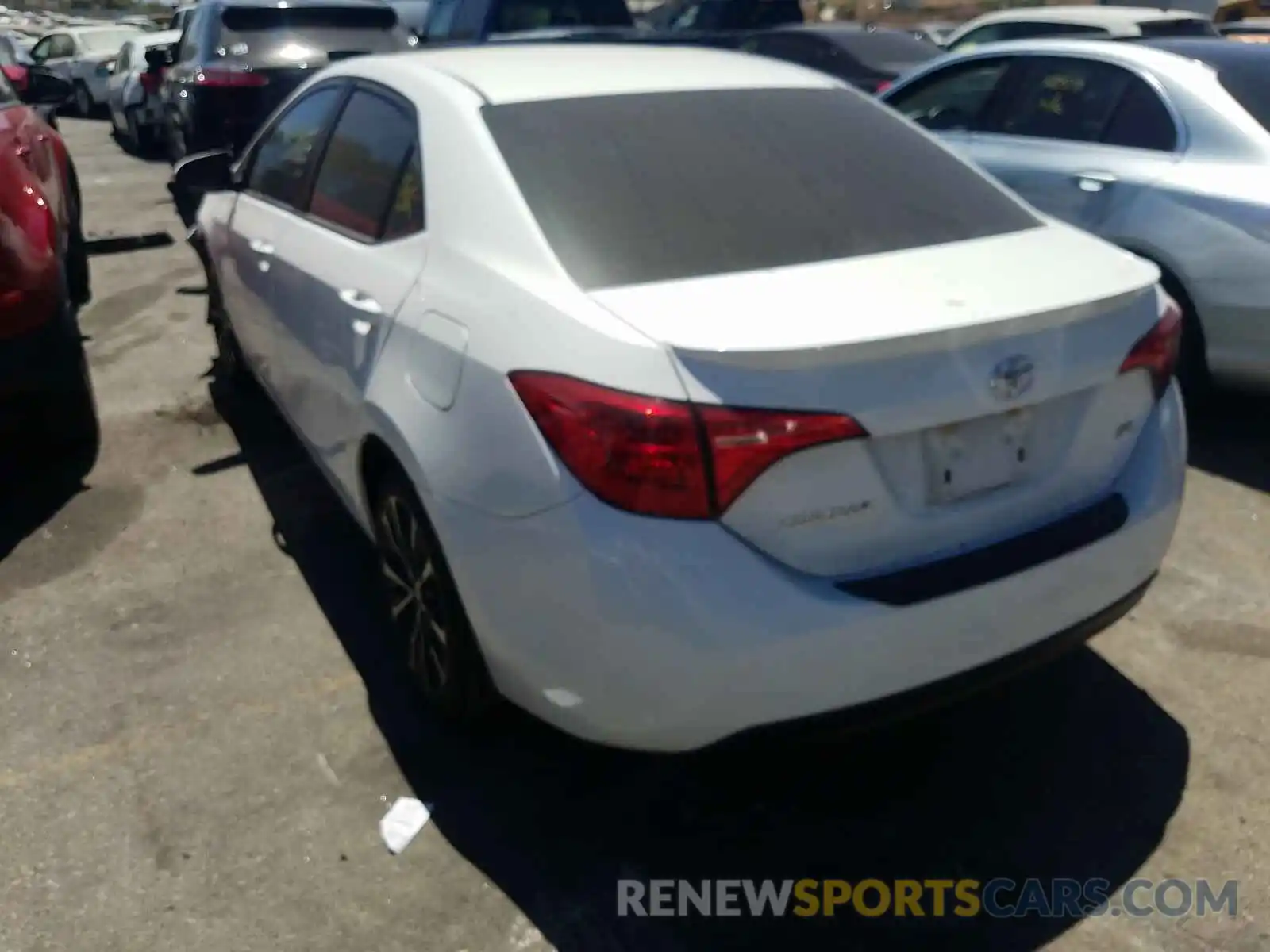 3 Photograph of a damaged car 5YFBURHE1KP926806 TOYOTA COROLLA 2019