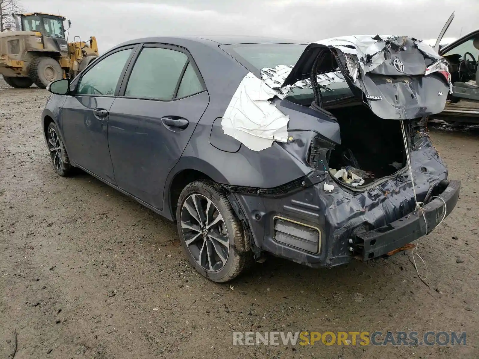 3 Photograph of a damaged car 5YFBURHE1KP927132 TOYOTA COROLLA 2019