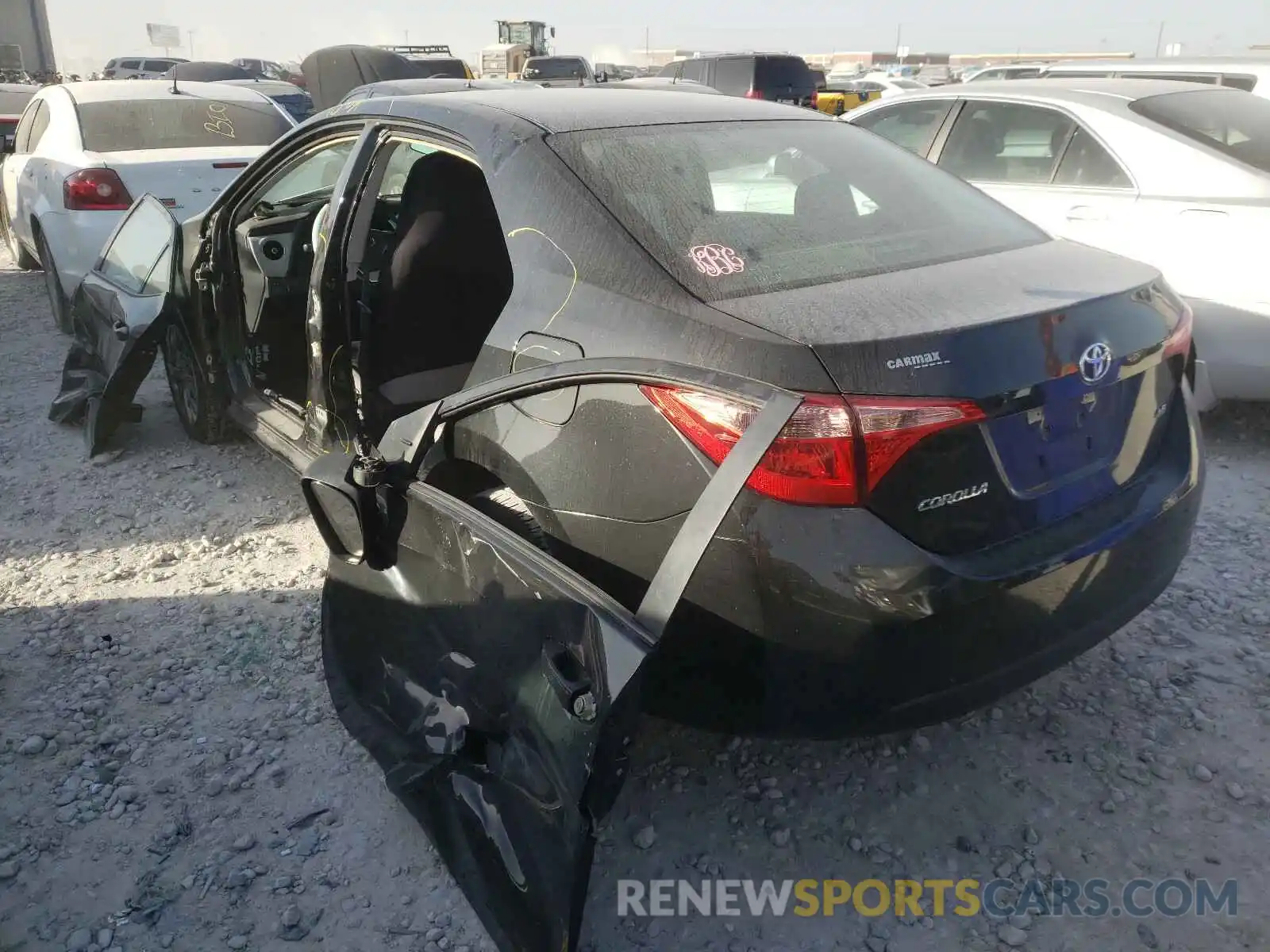 3 Photograph of a damaged car 5YFBURHE1KP928216 TOYOTA COROLLA 2019