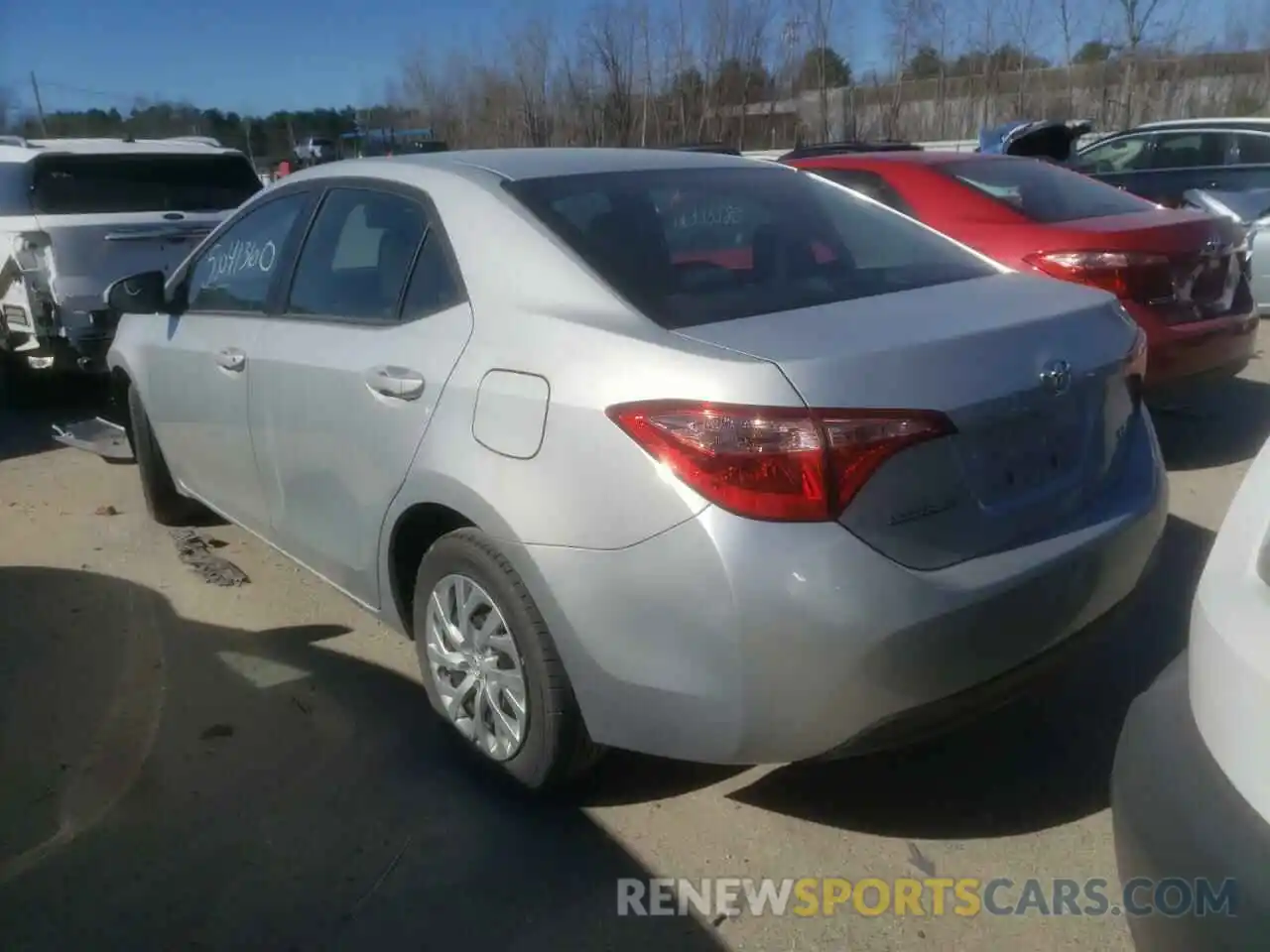 3 Photograph of a damaged car 5YFBURHE1KP929009 TOYOTA COROLLA 2019