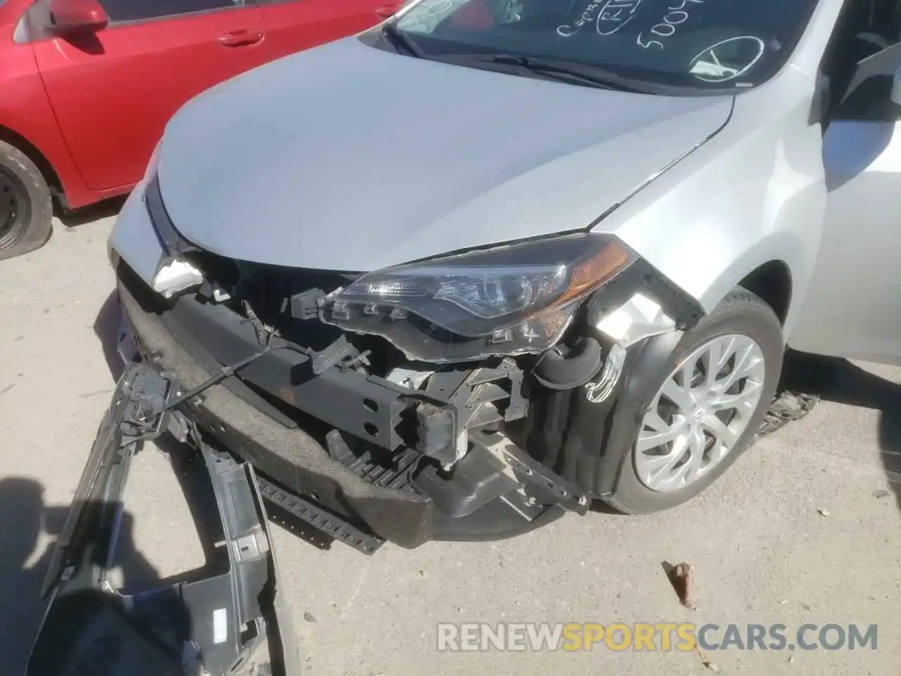 9 Photograph of a damaged car 5YFBURHE1KP929009 TOYOTA COROLLA 2019