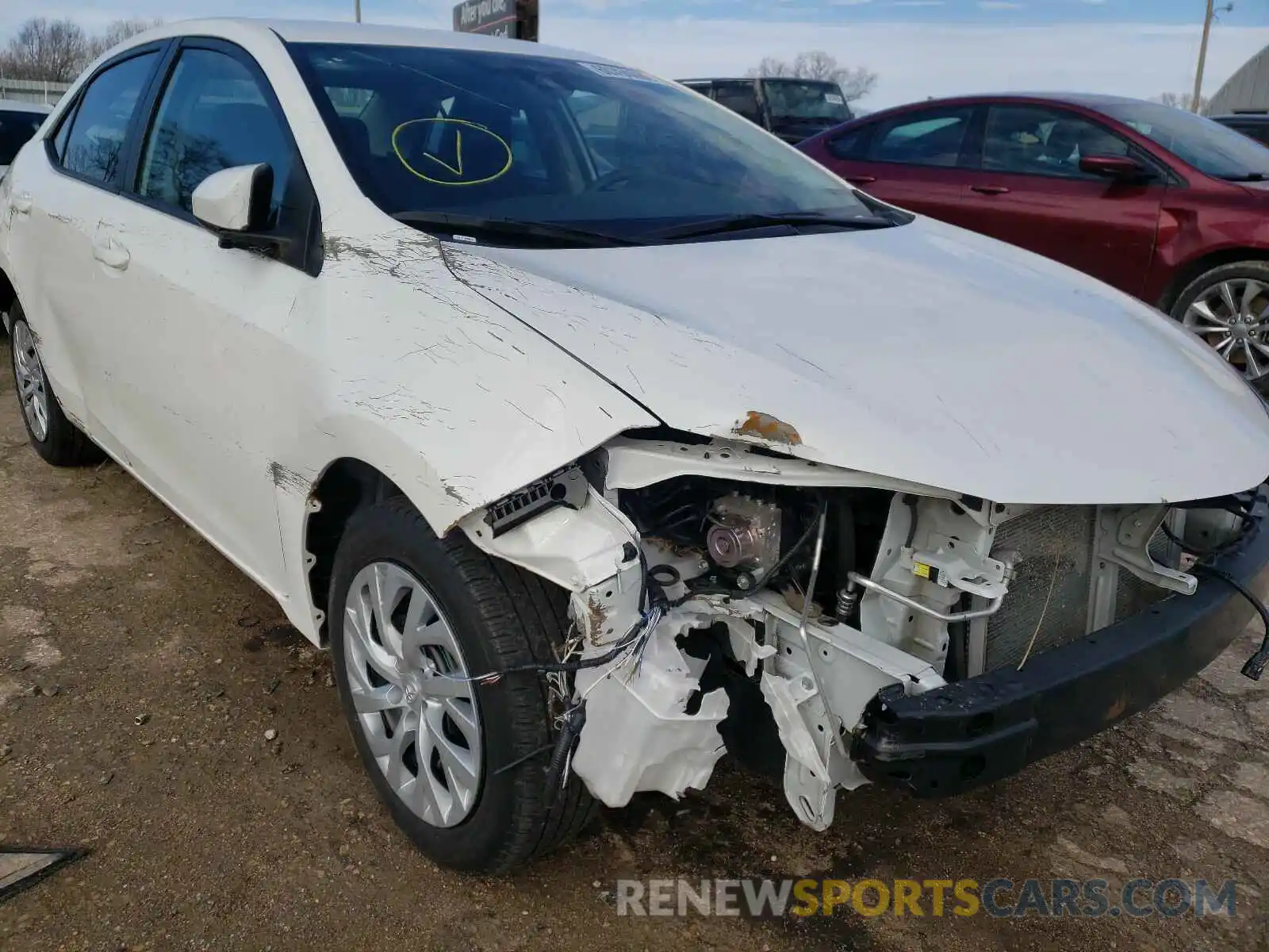 9 Photograph of a damaged car 5YFBURHE1KP929057 TOYOTA COROLLA 2019