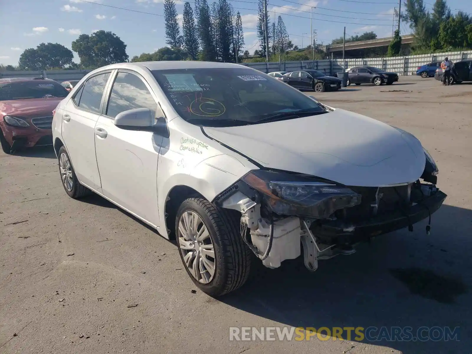 1 Photograph of a damaged car 5YFBURHE1KP929558 TOYOTA COROLLA 2019