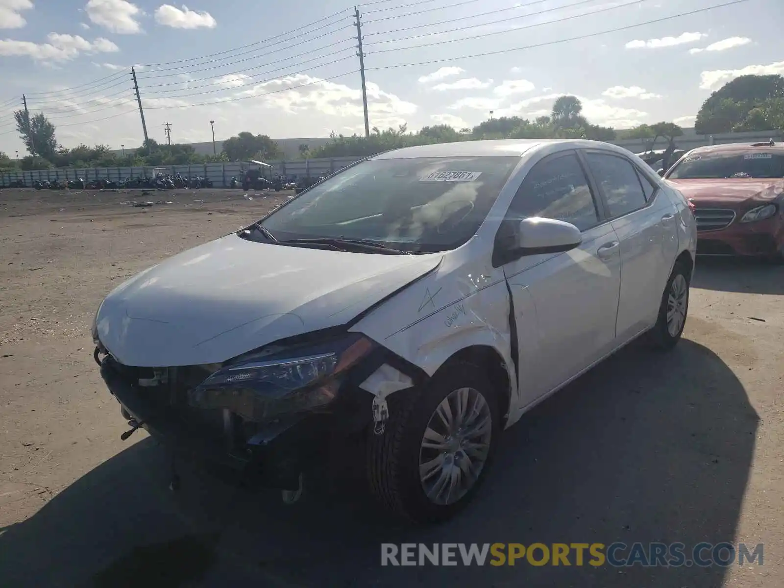 2 Photograph of a damaged car 5YFBURHE1KP929558 TOYOTA COROLLA 2019