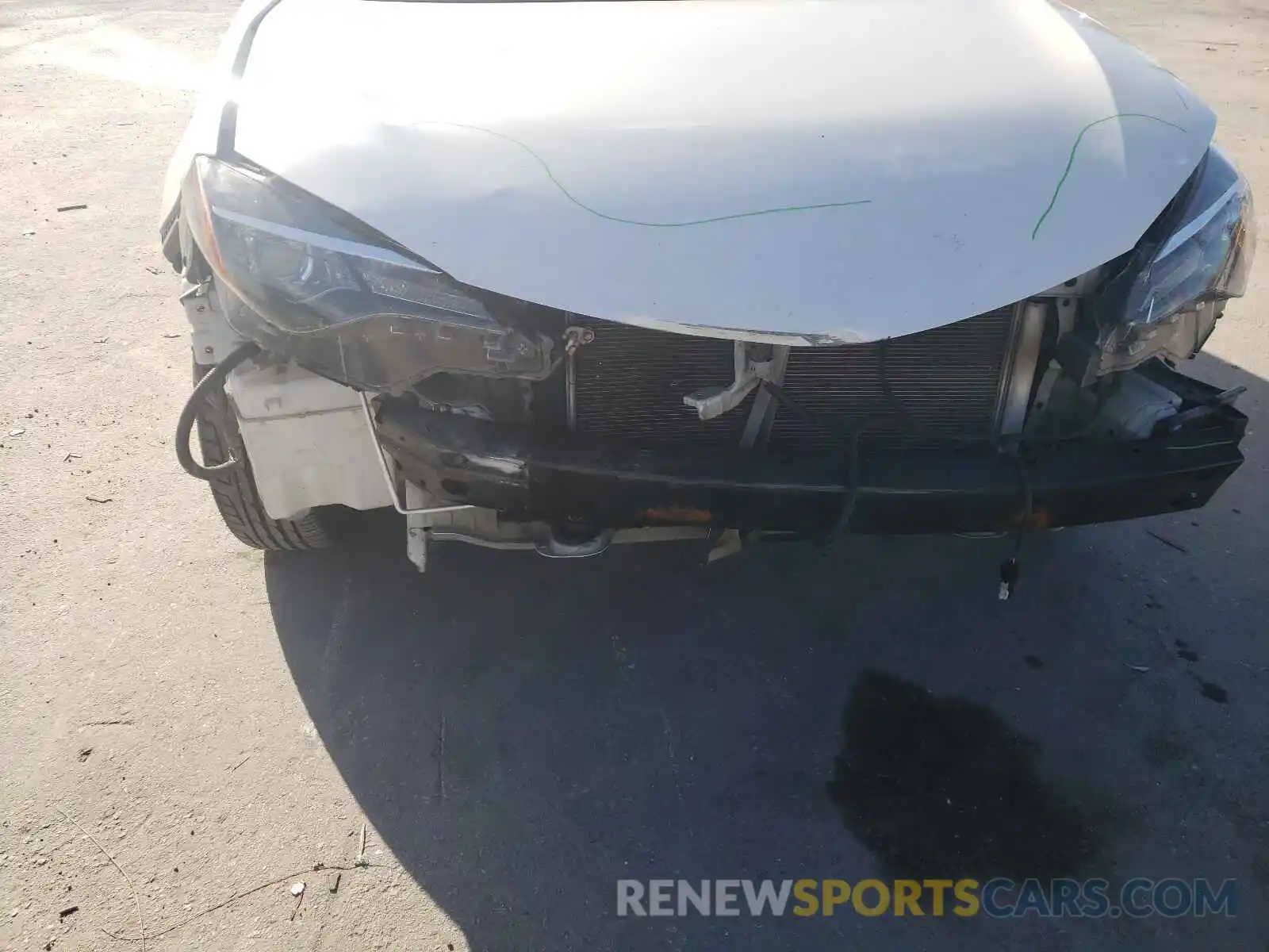 9 Photograph of a damaged car 5YFBURHE1KP929558 TOYOTA COROLLA 2019