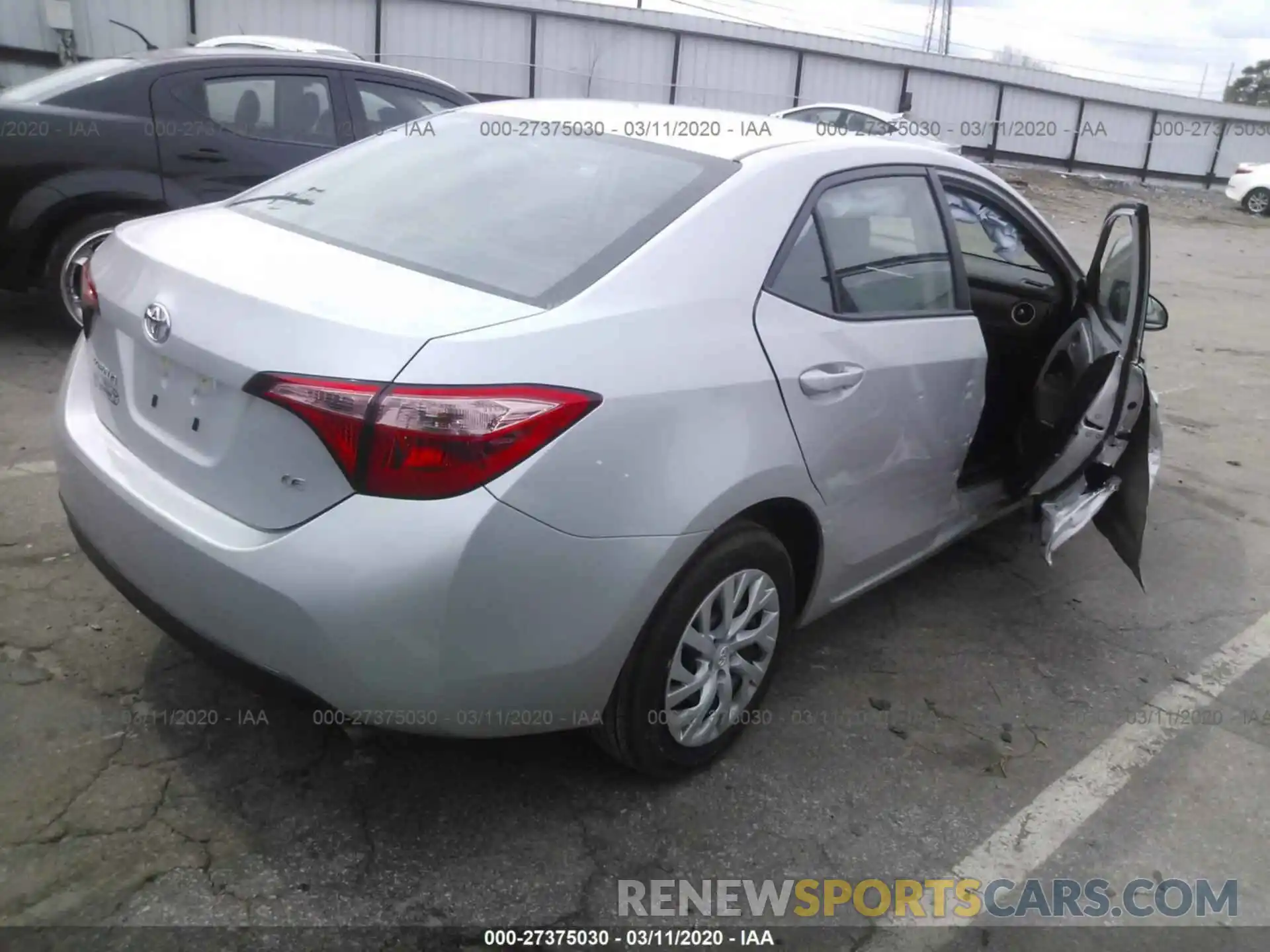 4 Photograph of a damaged car 5YFBURHE1KP929818 TOYOTA COROLLA 2019